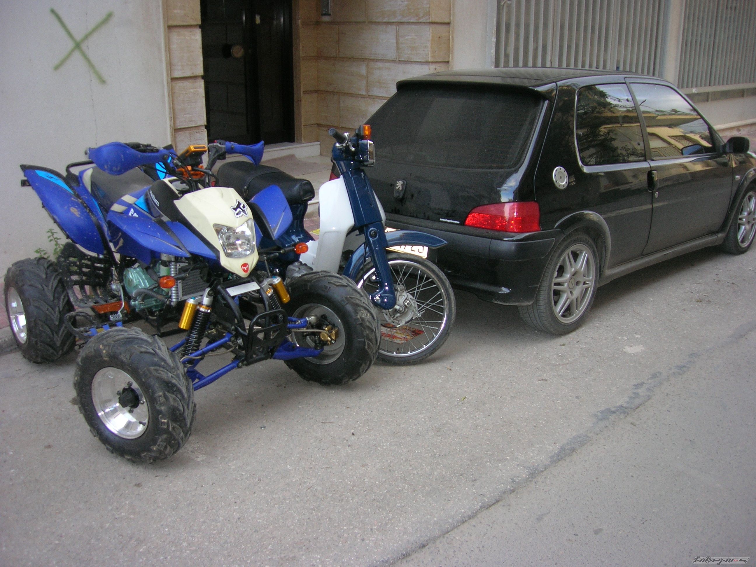 Photo 1569956