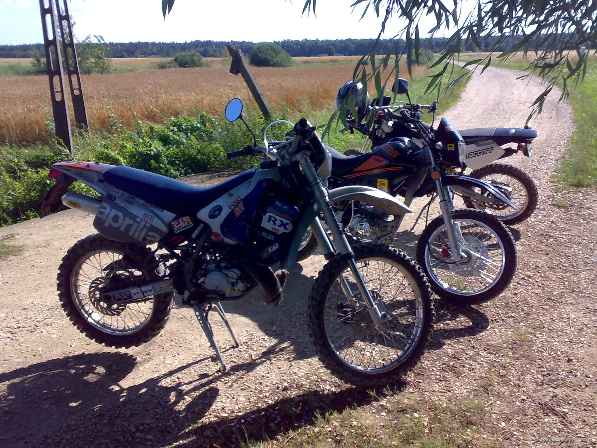 Bike Photo 1569977