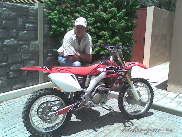 Photo 1569992