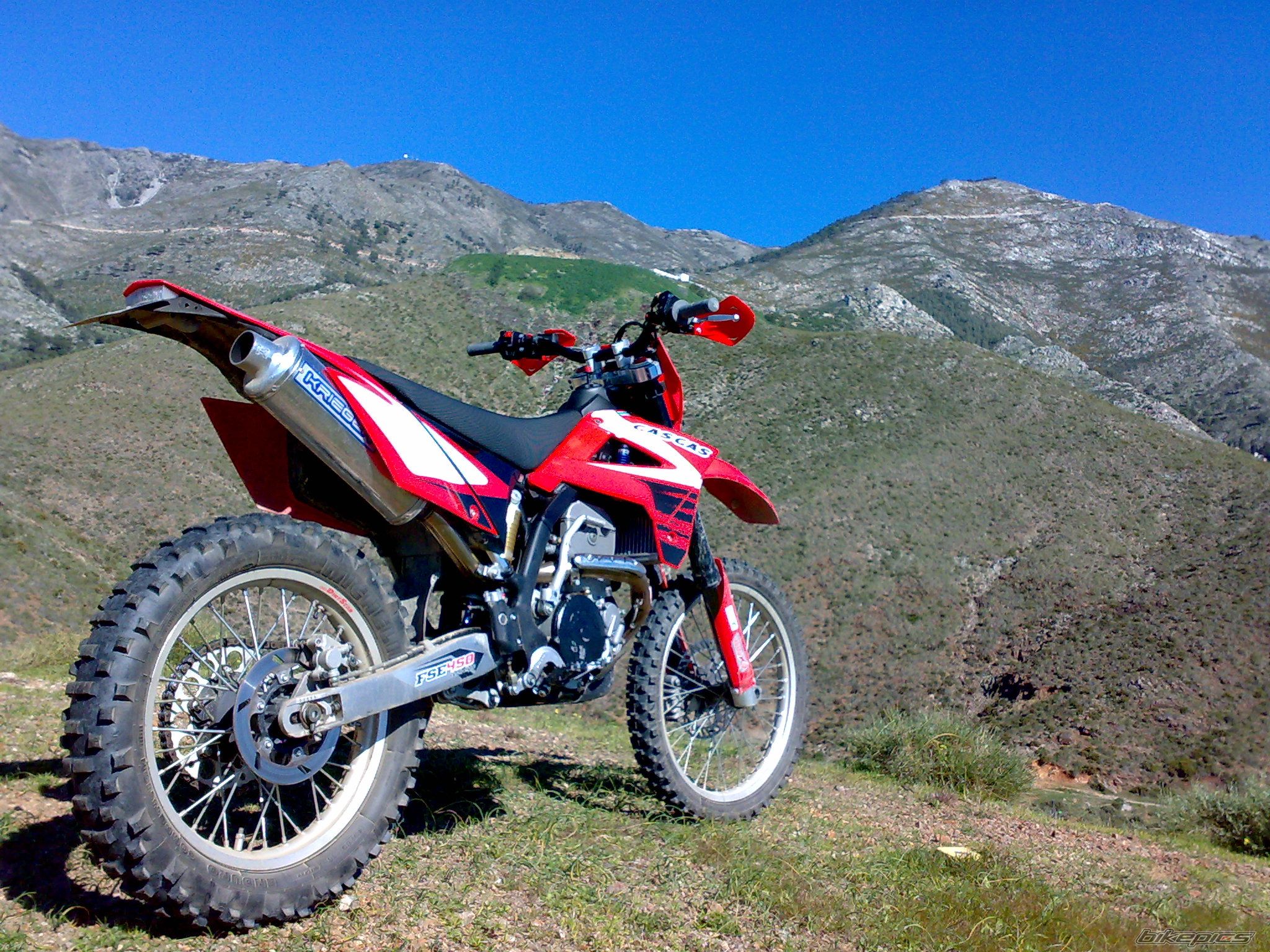 Photo 1570083