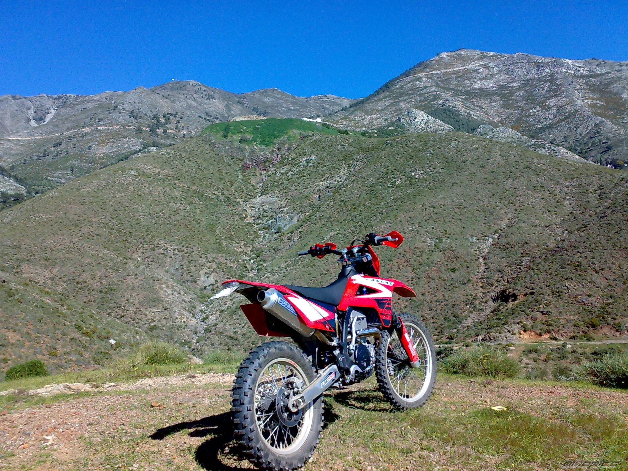 Photo 1570097