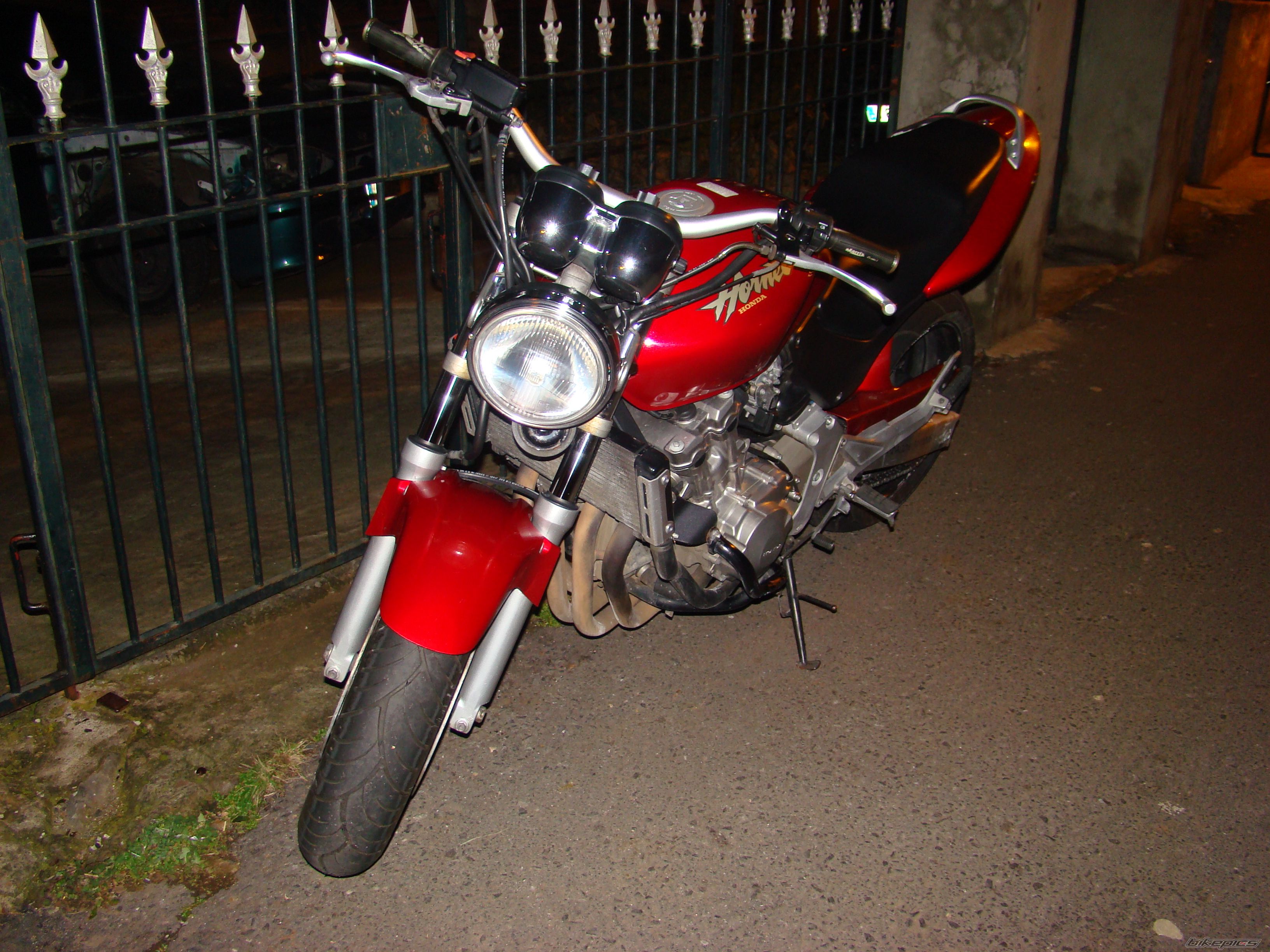 Photo 1570146