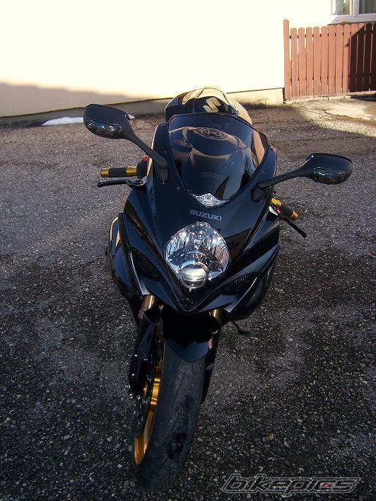 Photo 1570597