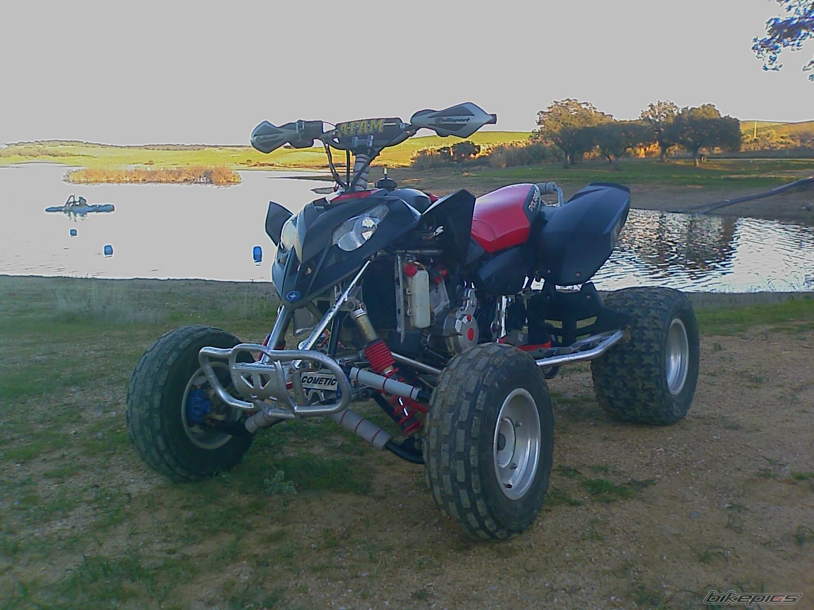 Photo 1570881