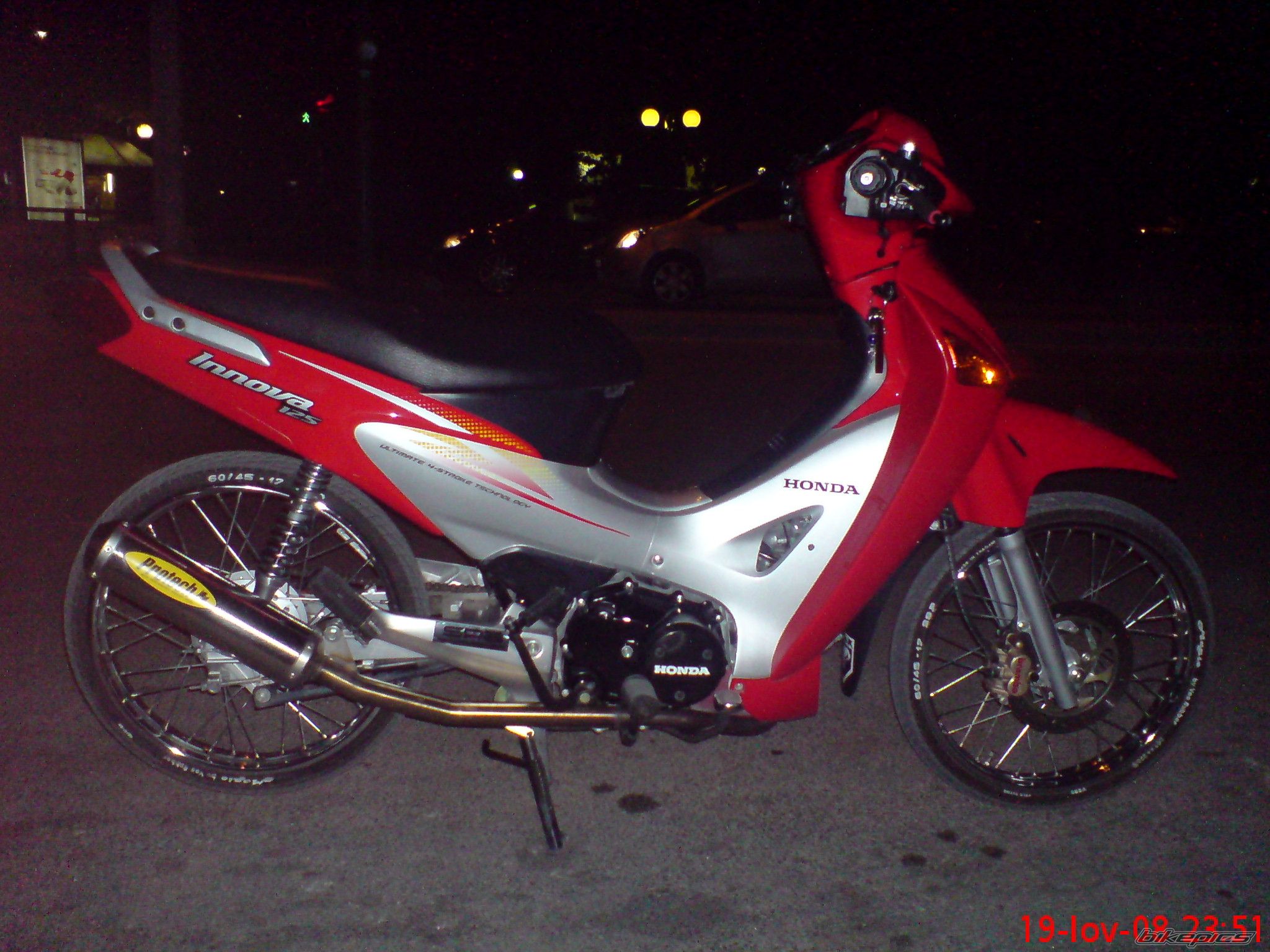 Photo 1571152