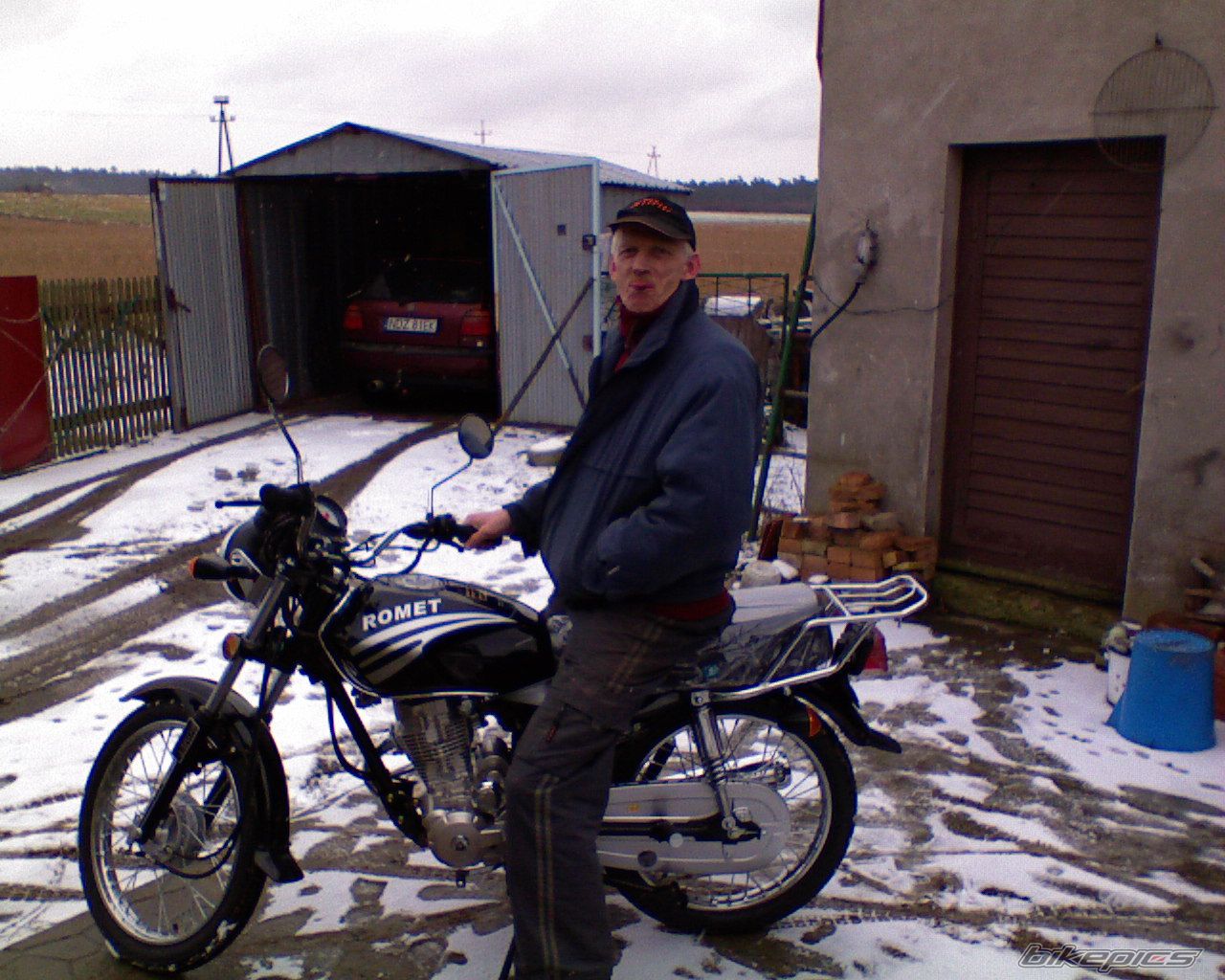 Photo 1571341