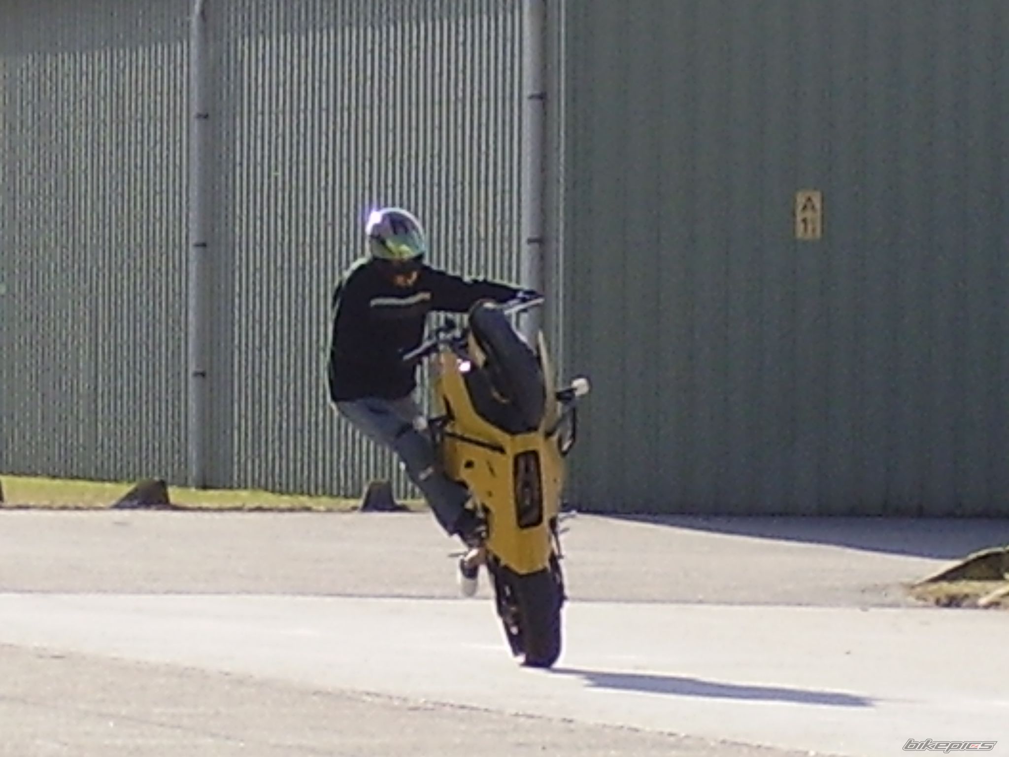 Photo 1571703