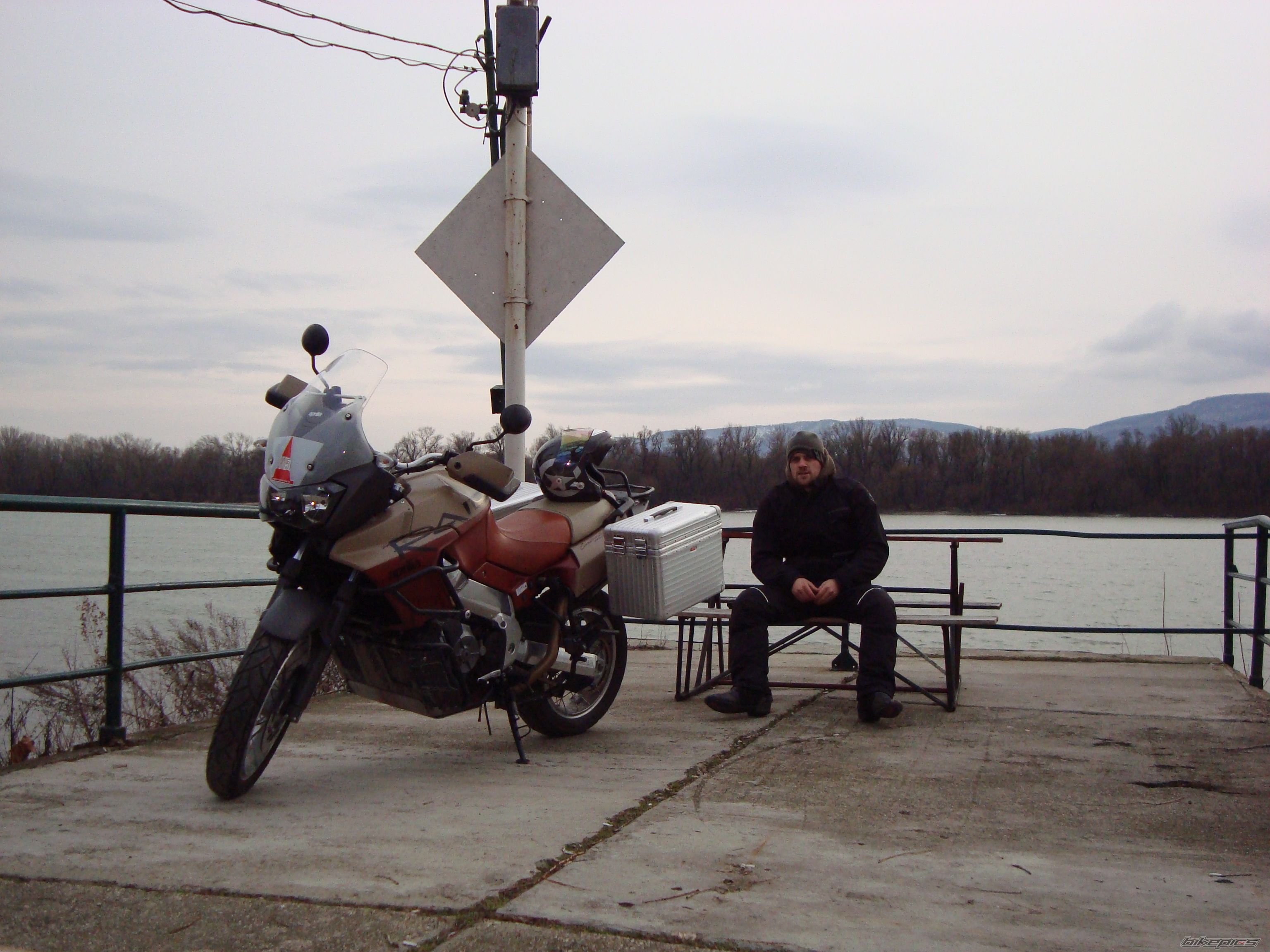 Photo 1571749
