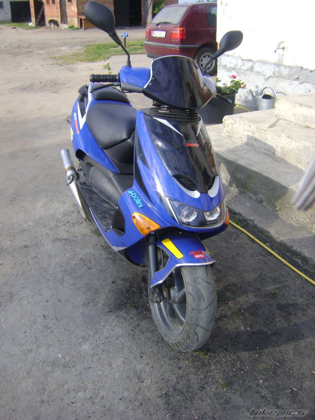 Photo 1571865
