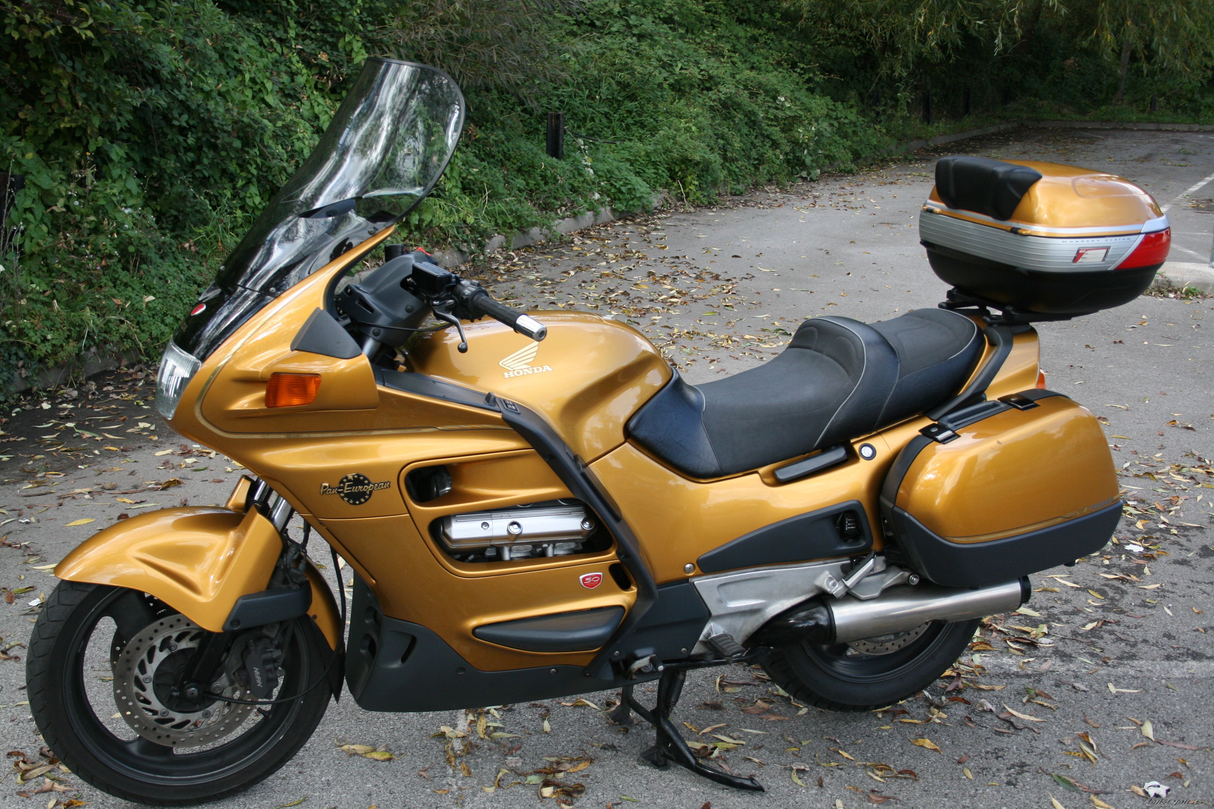 Photo 1571872