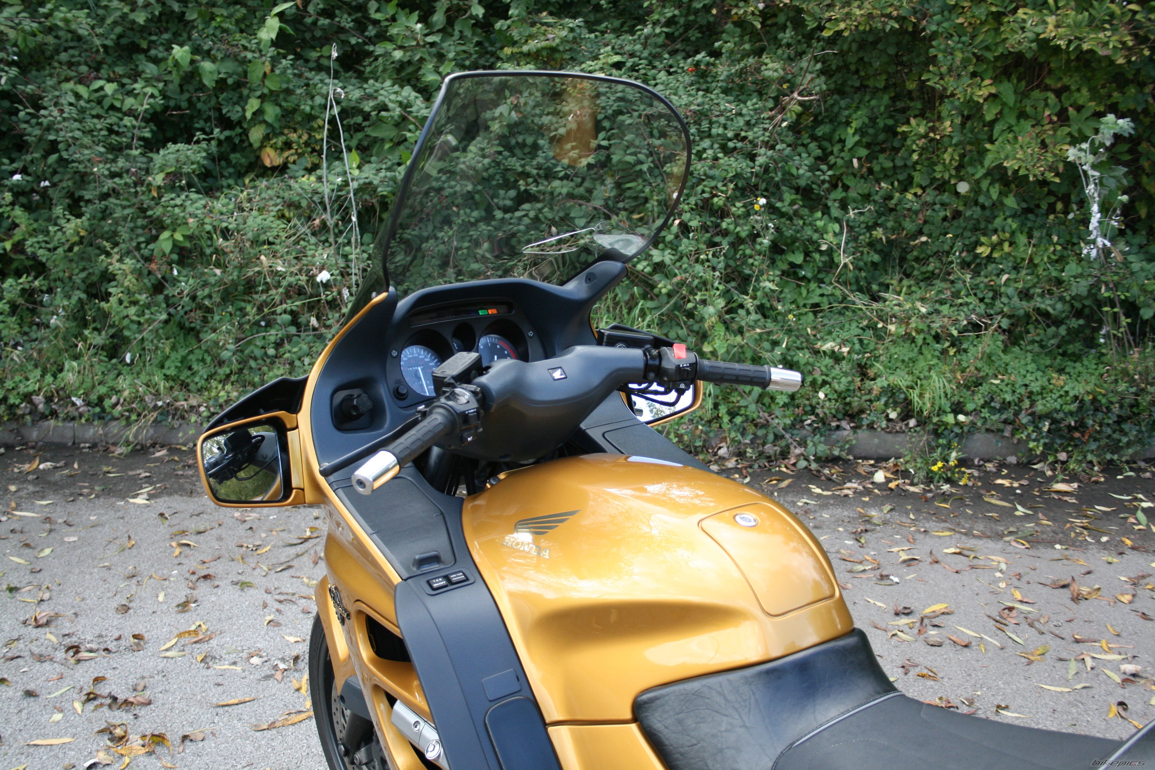Photo 1571892