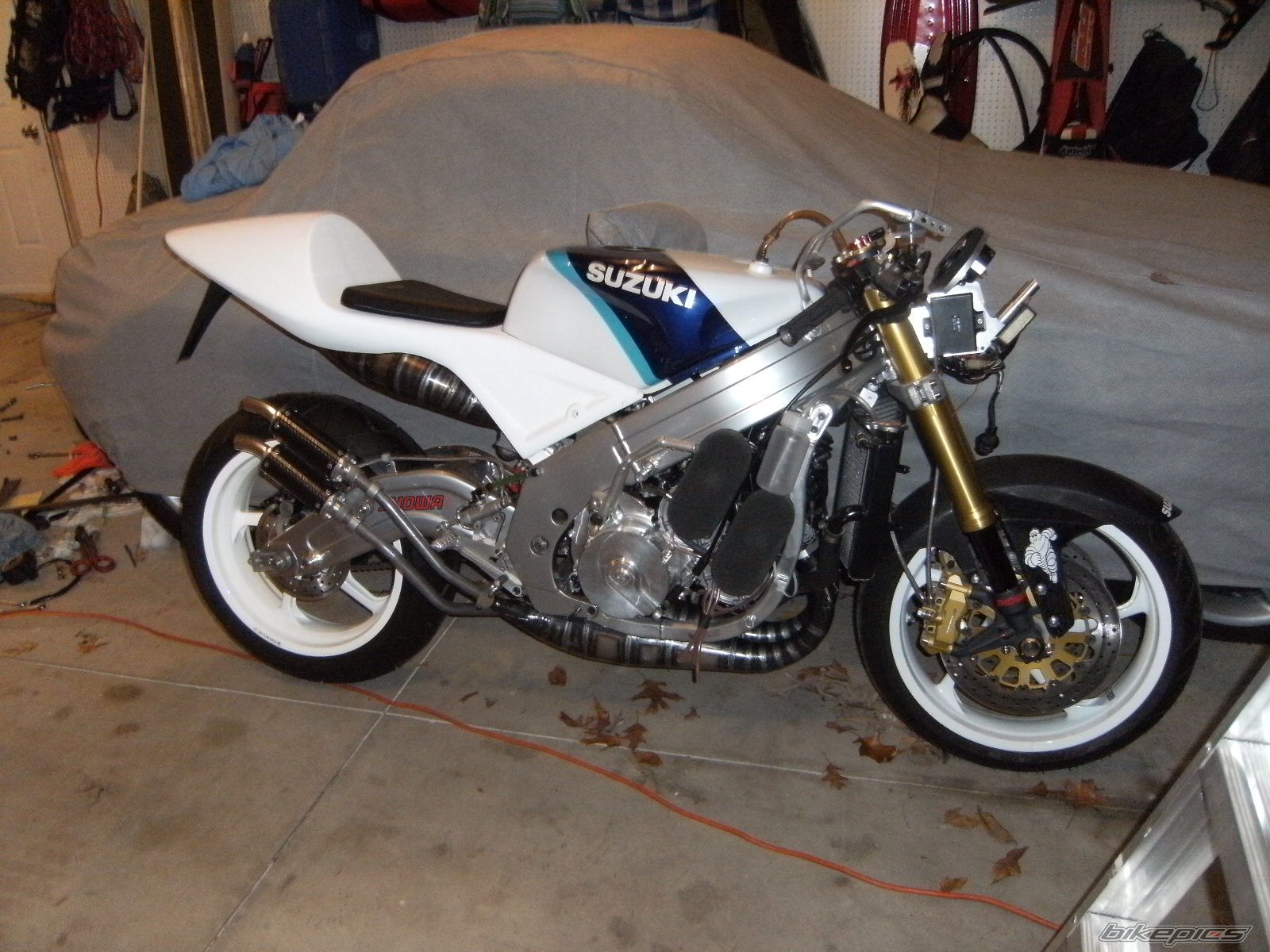 Photo 1572040