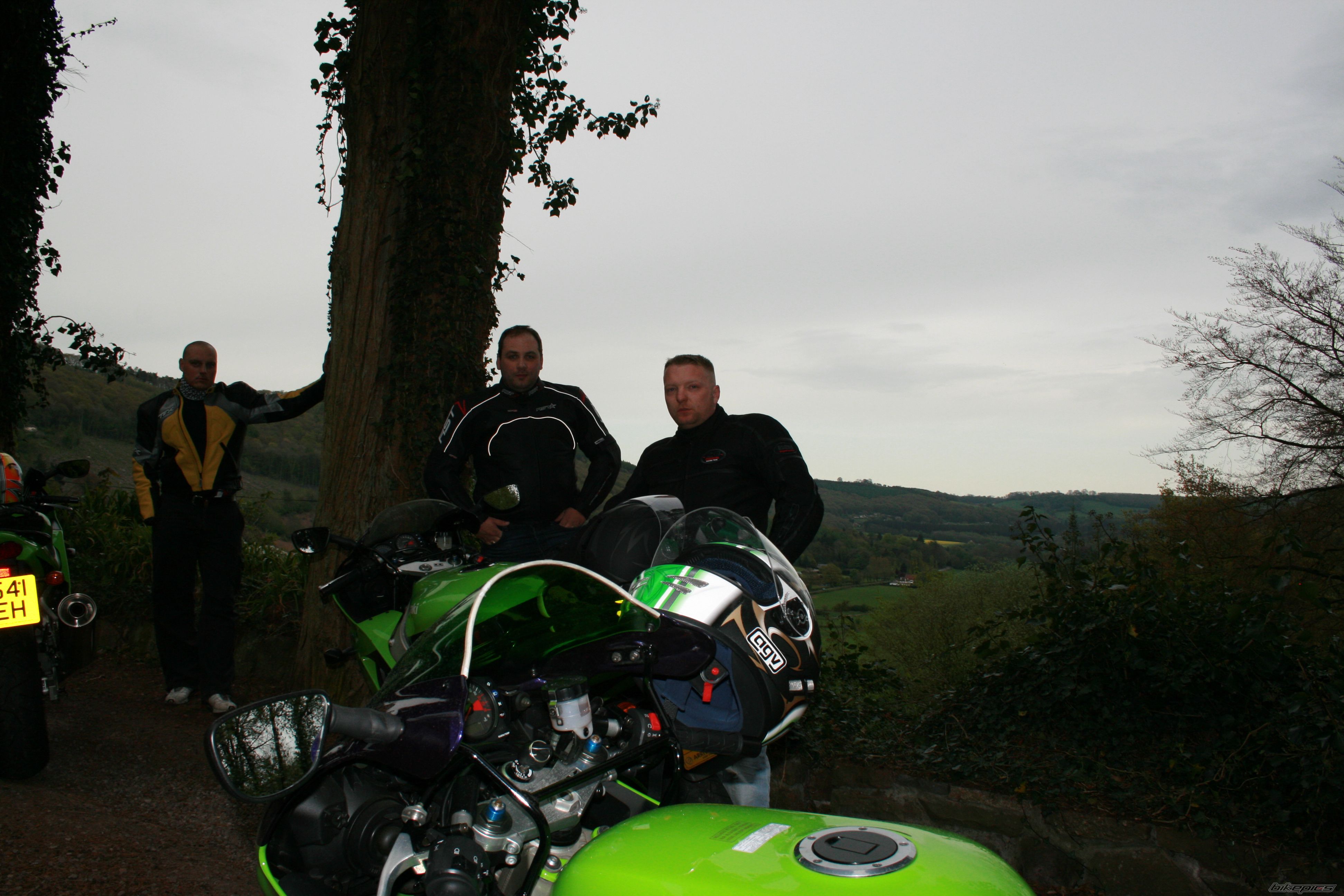 Photo 1572062