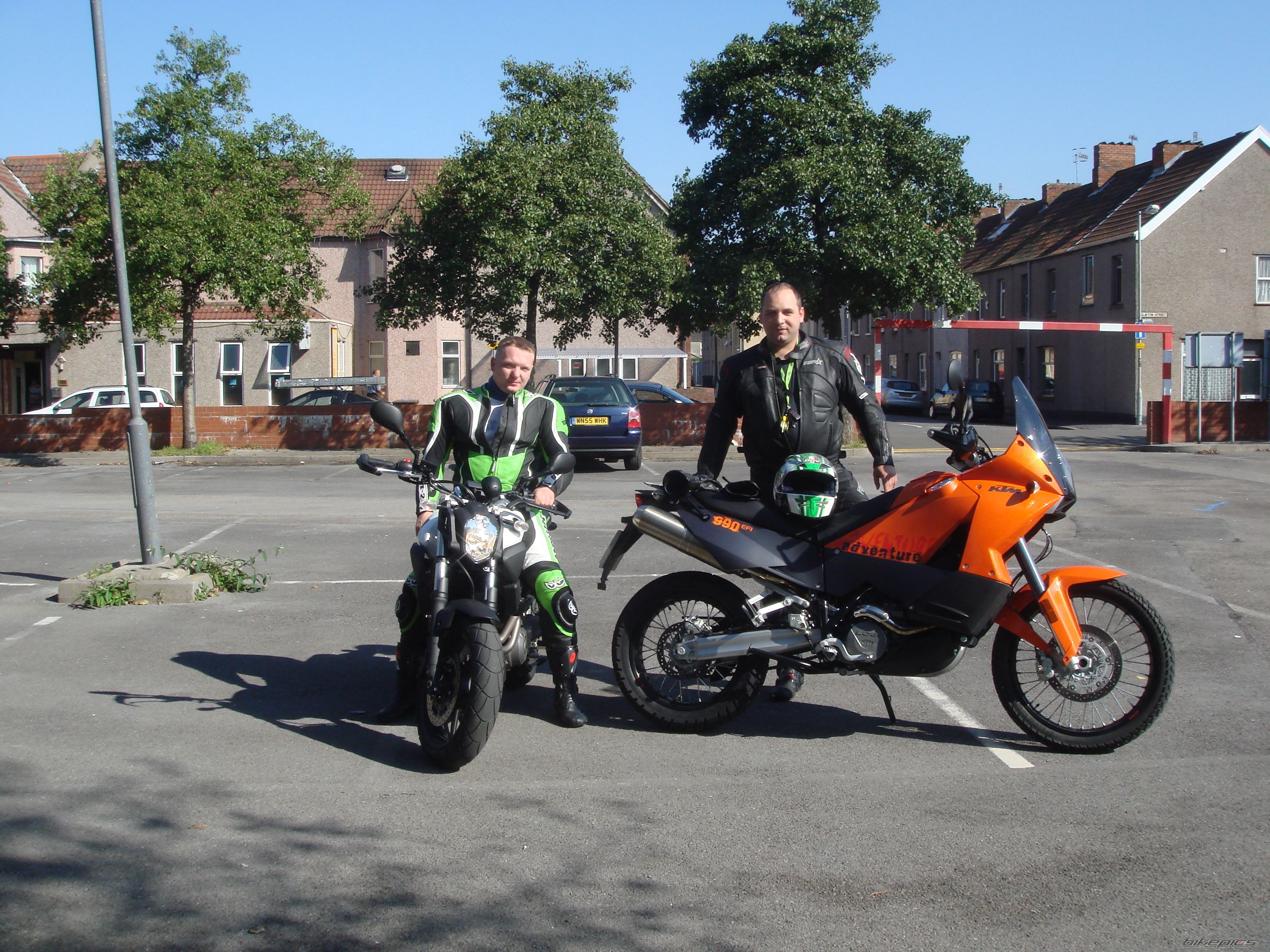Photo 1572092