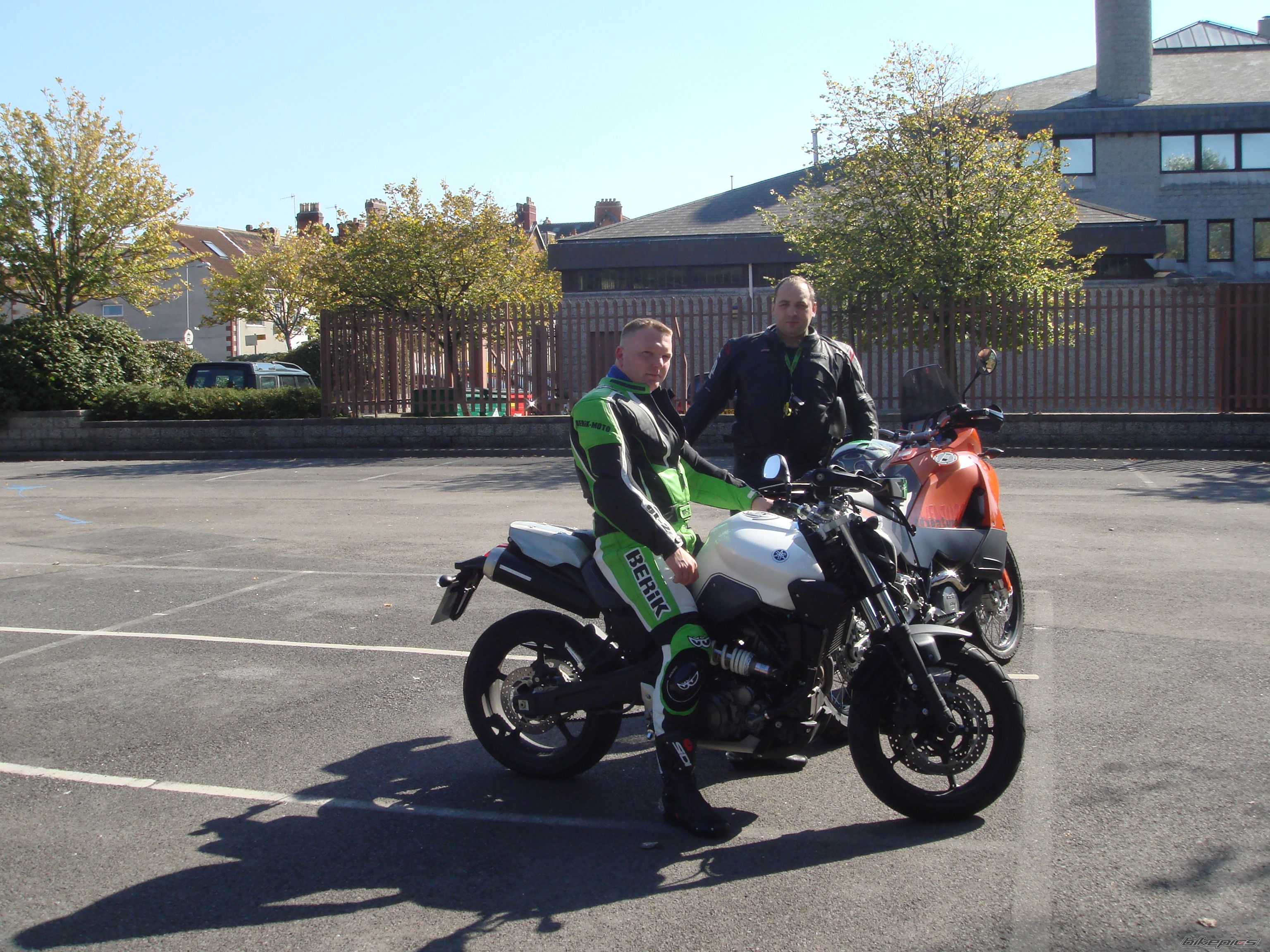 Photo 1572094