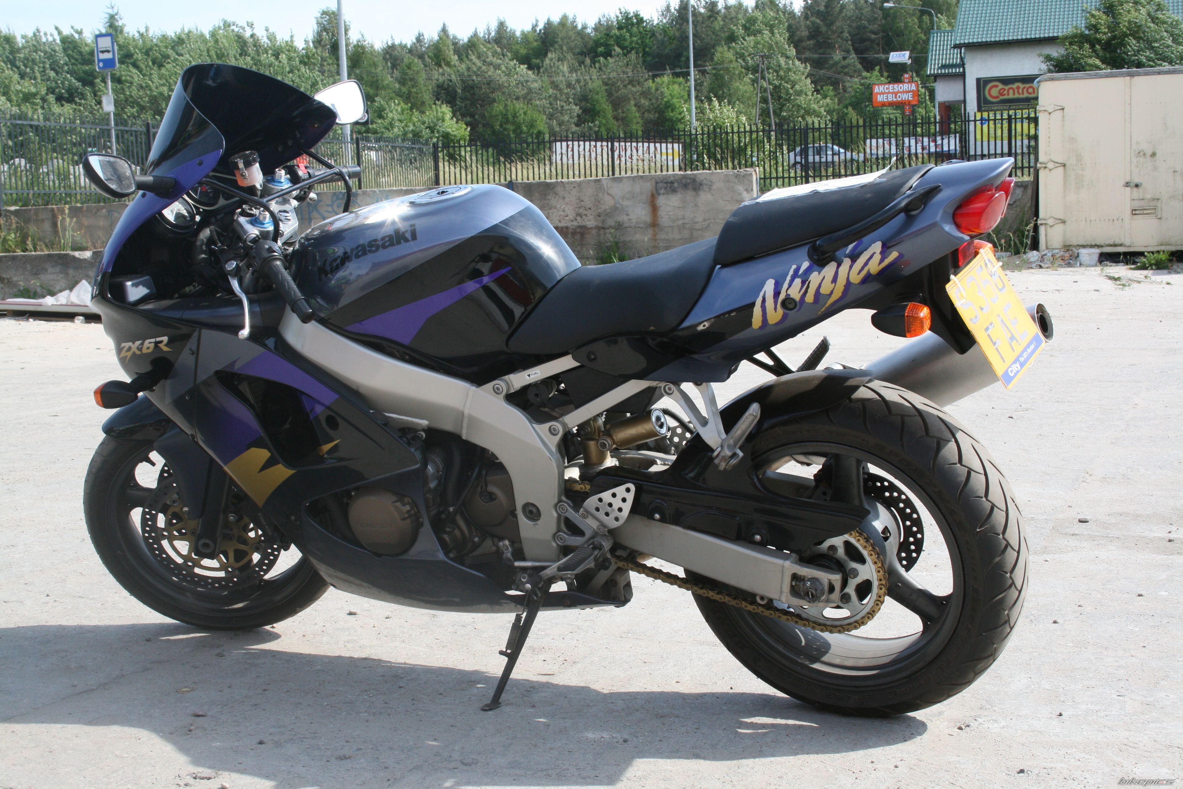 Photo 1572142