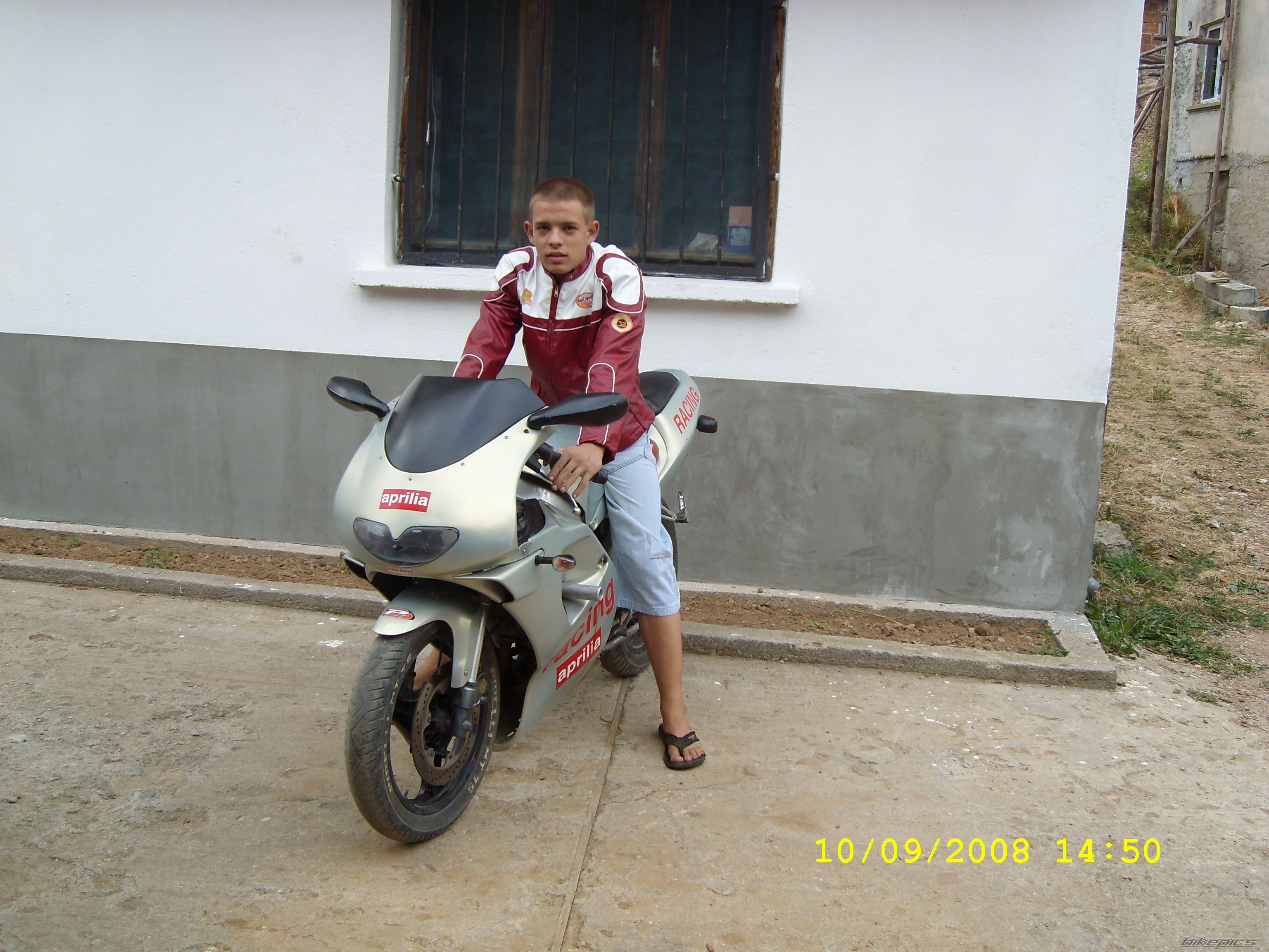 Photo 1572261