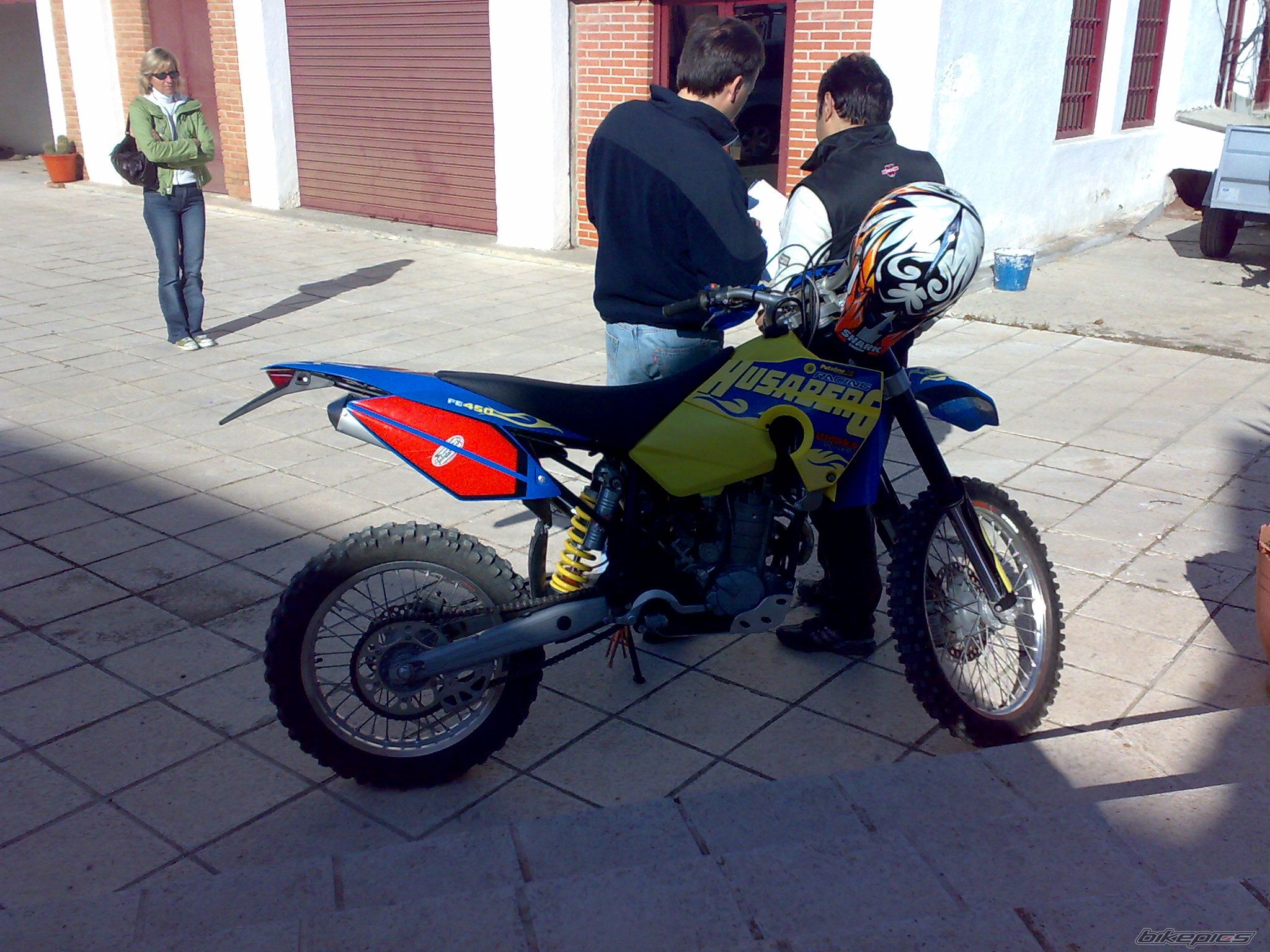 Photo 1572466