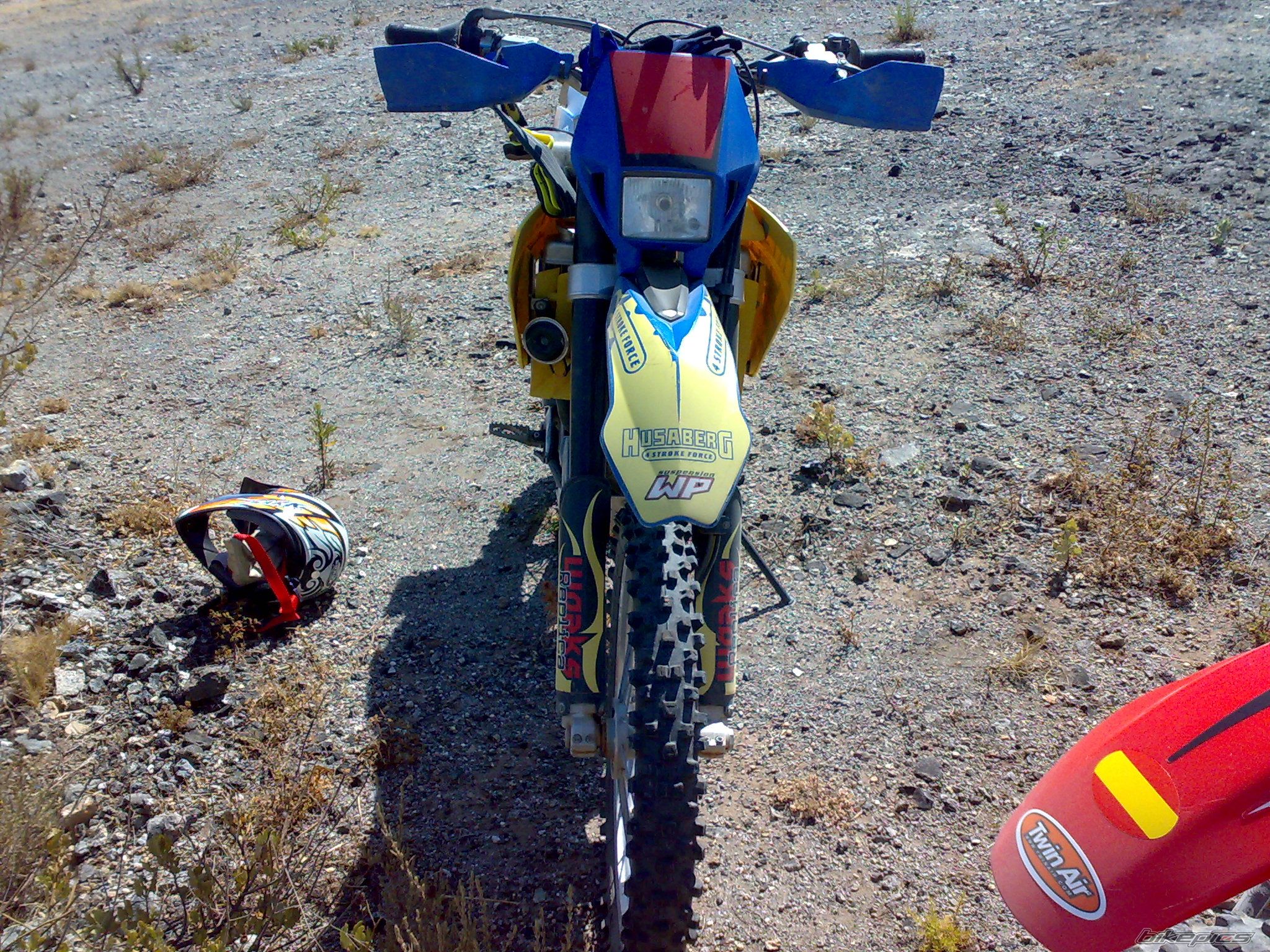 Photo 1572505