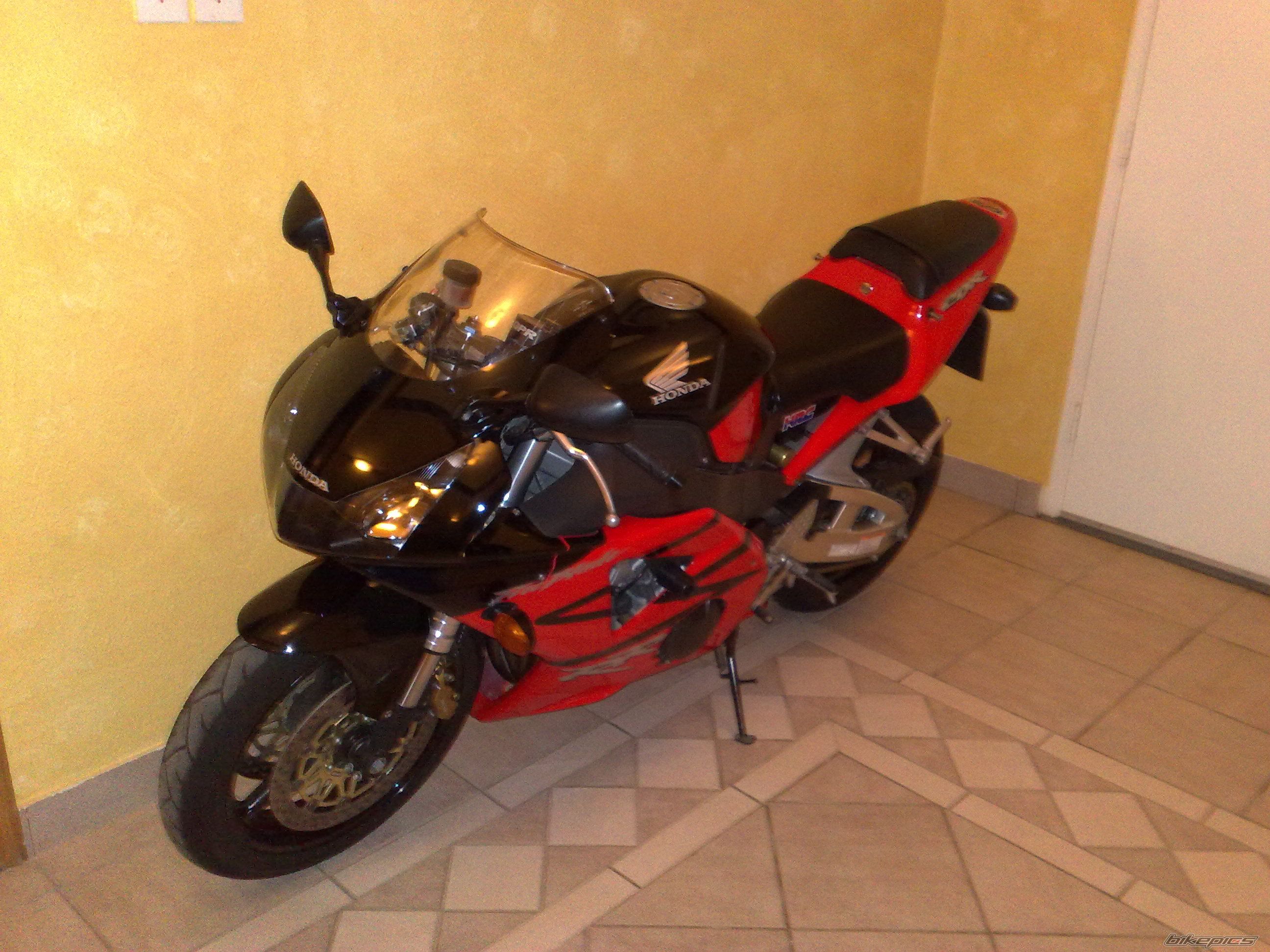 Photo 1572751