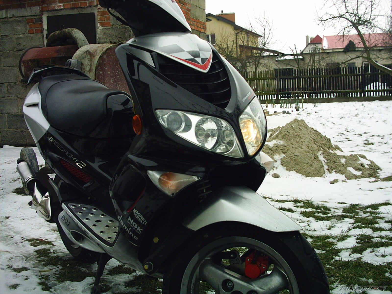 Photo 1572779