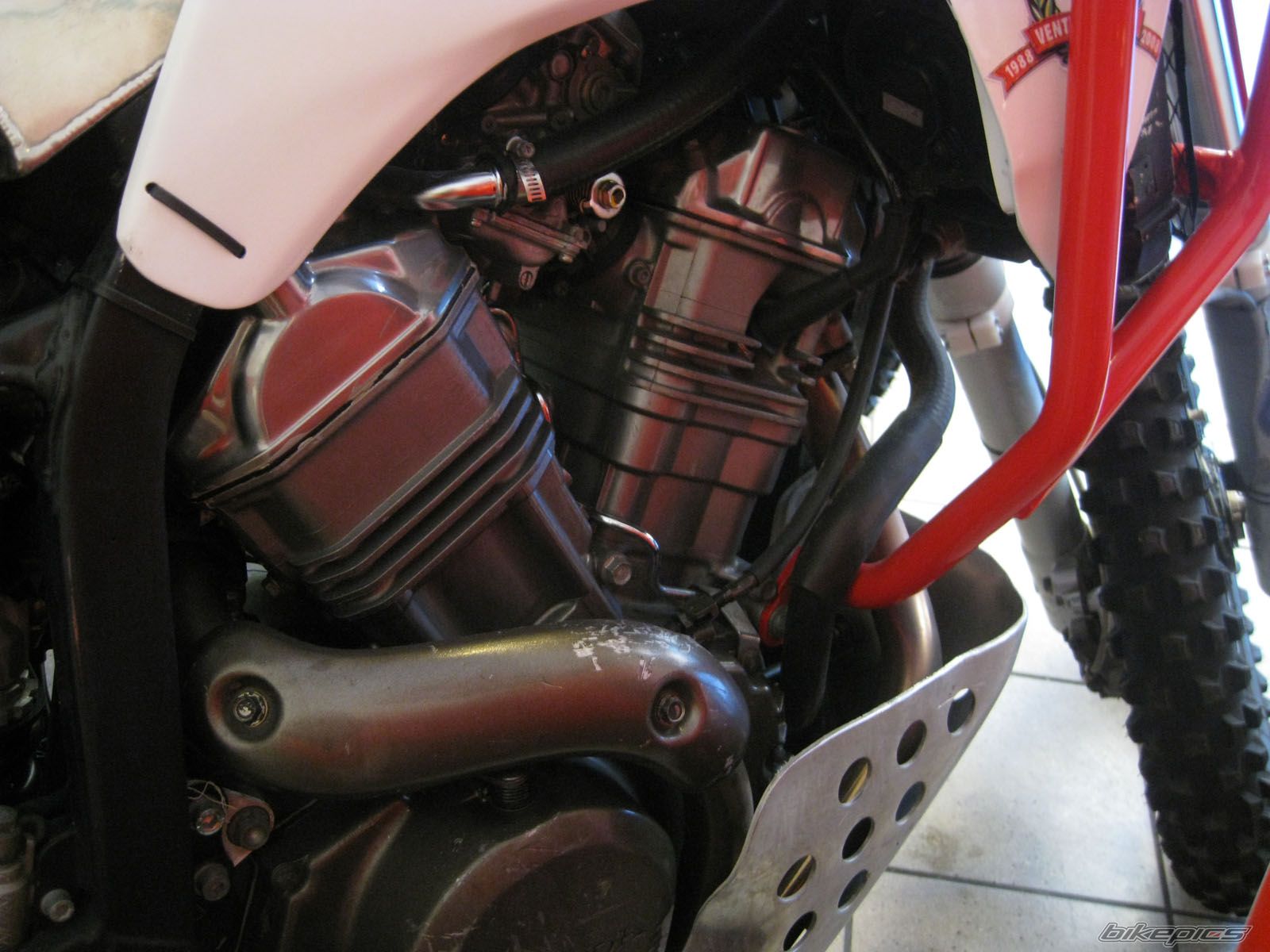 Photo 1572810