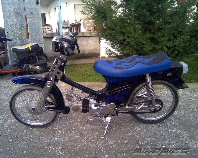 Photo 1572888