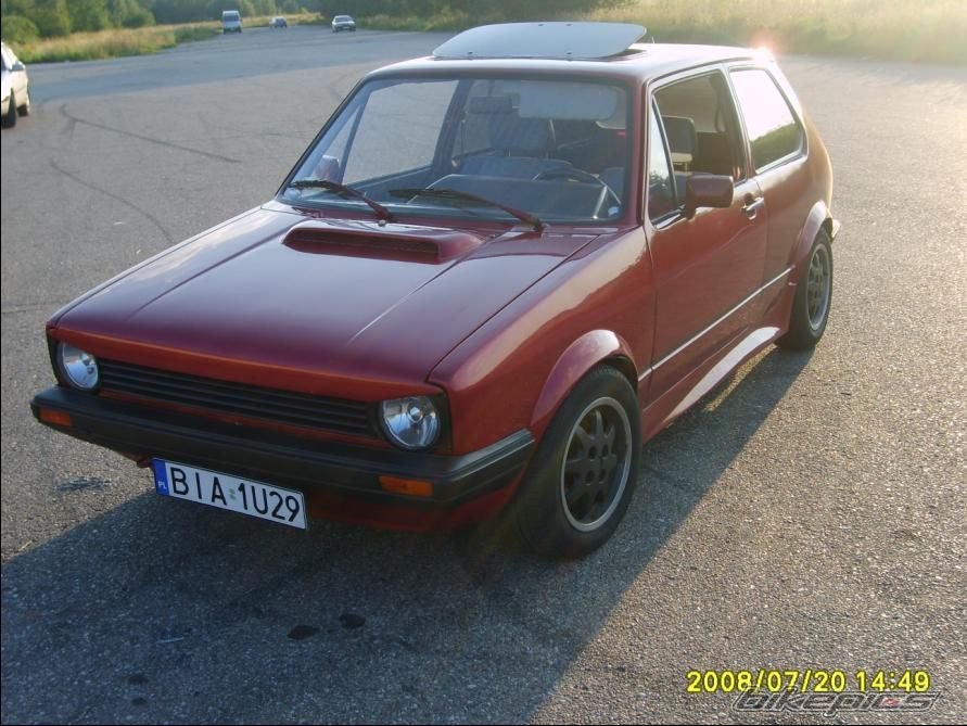 Photo 1573082