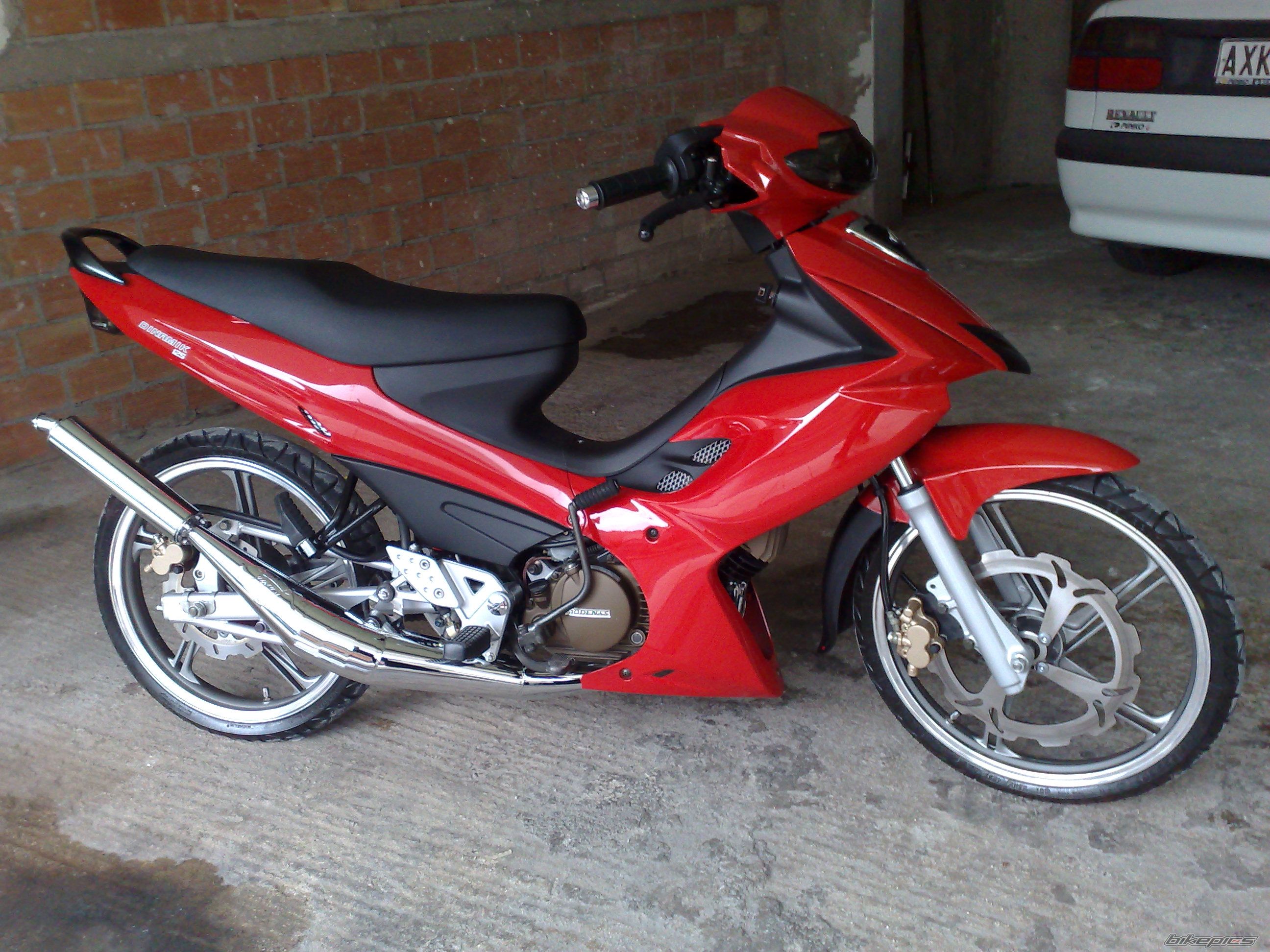 Photo 1573141