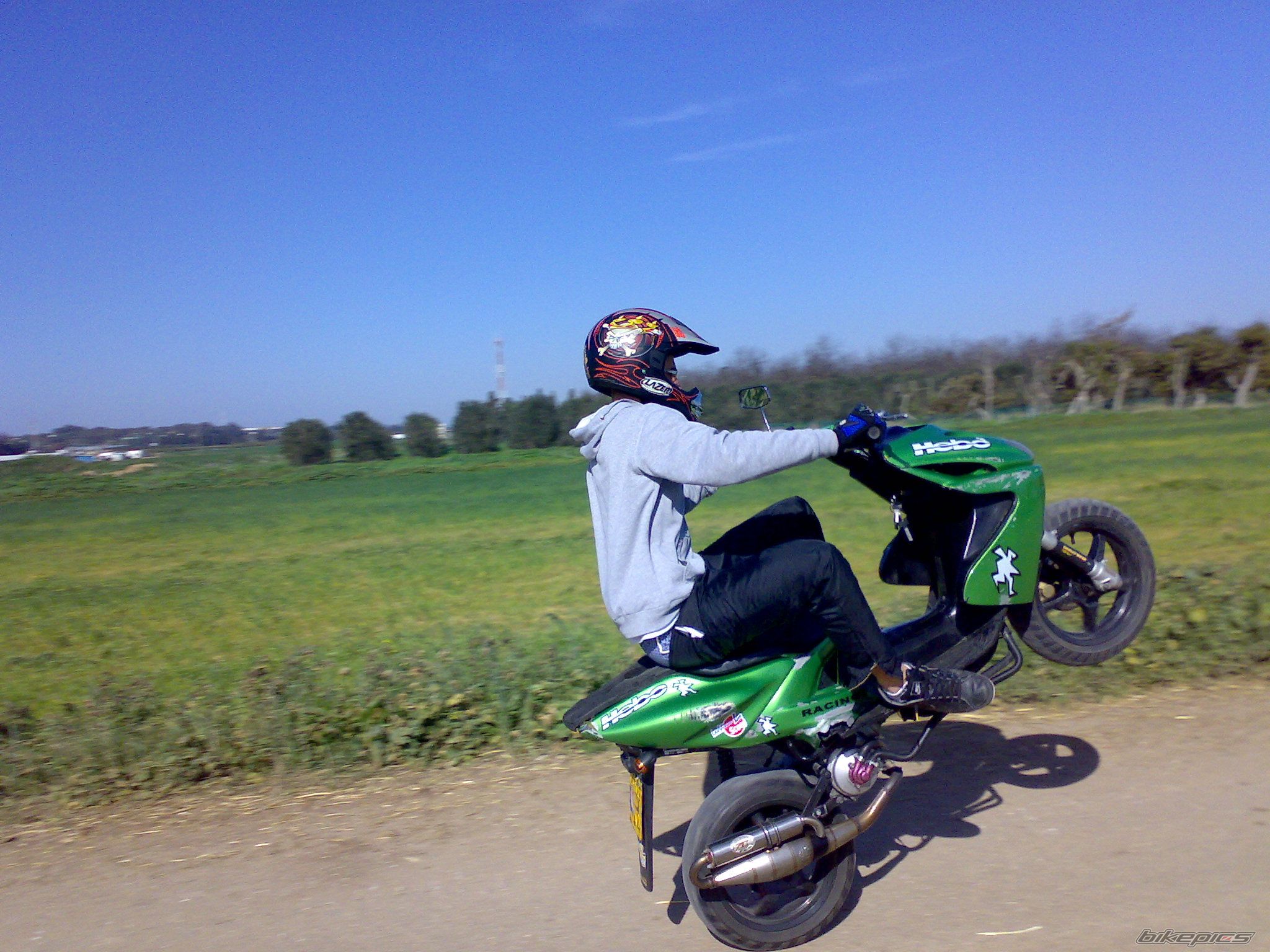 Photo 1573169
