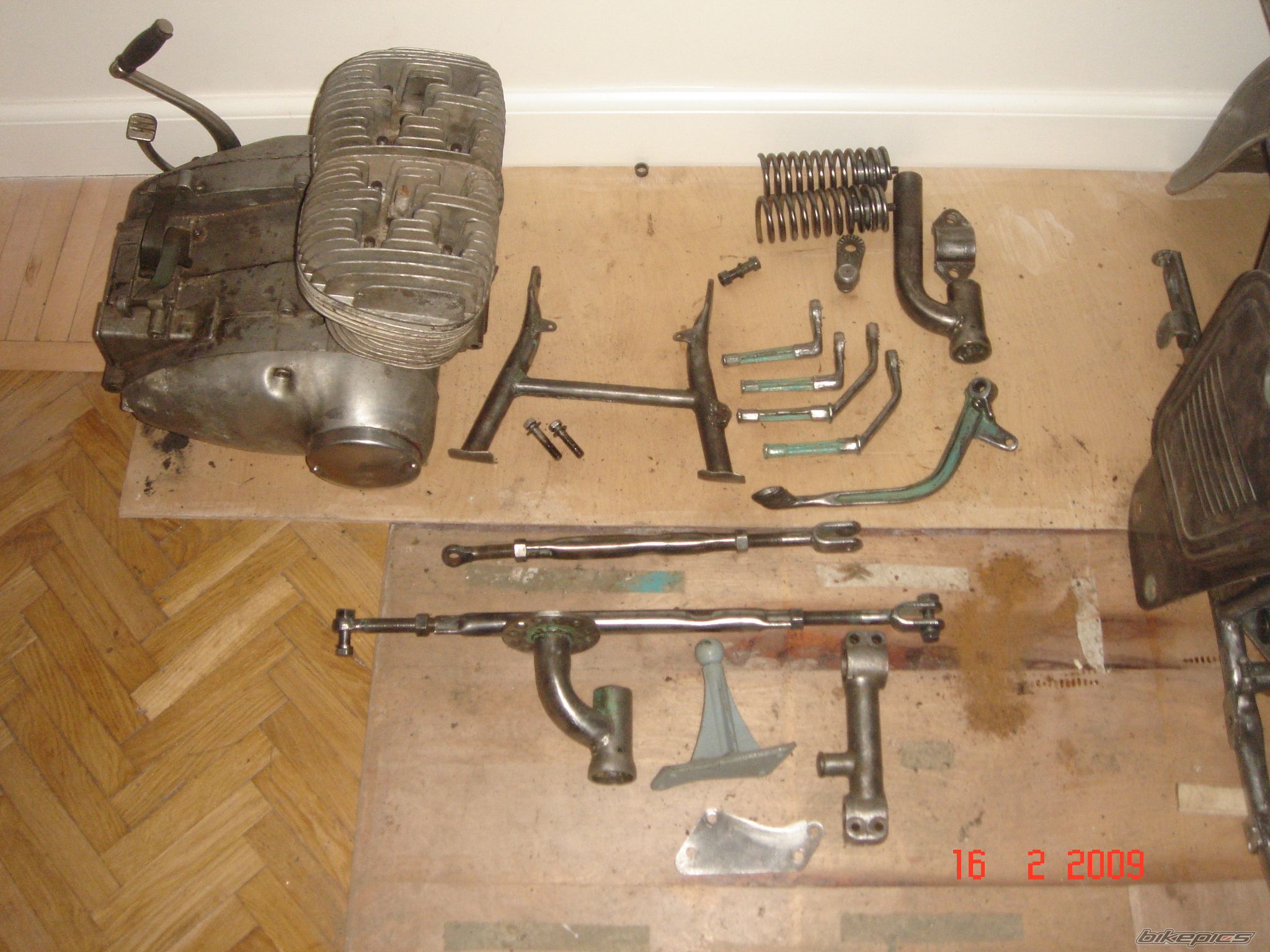 Photo 1573214