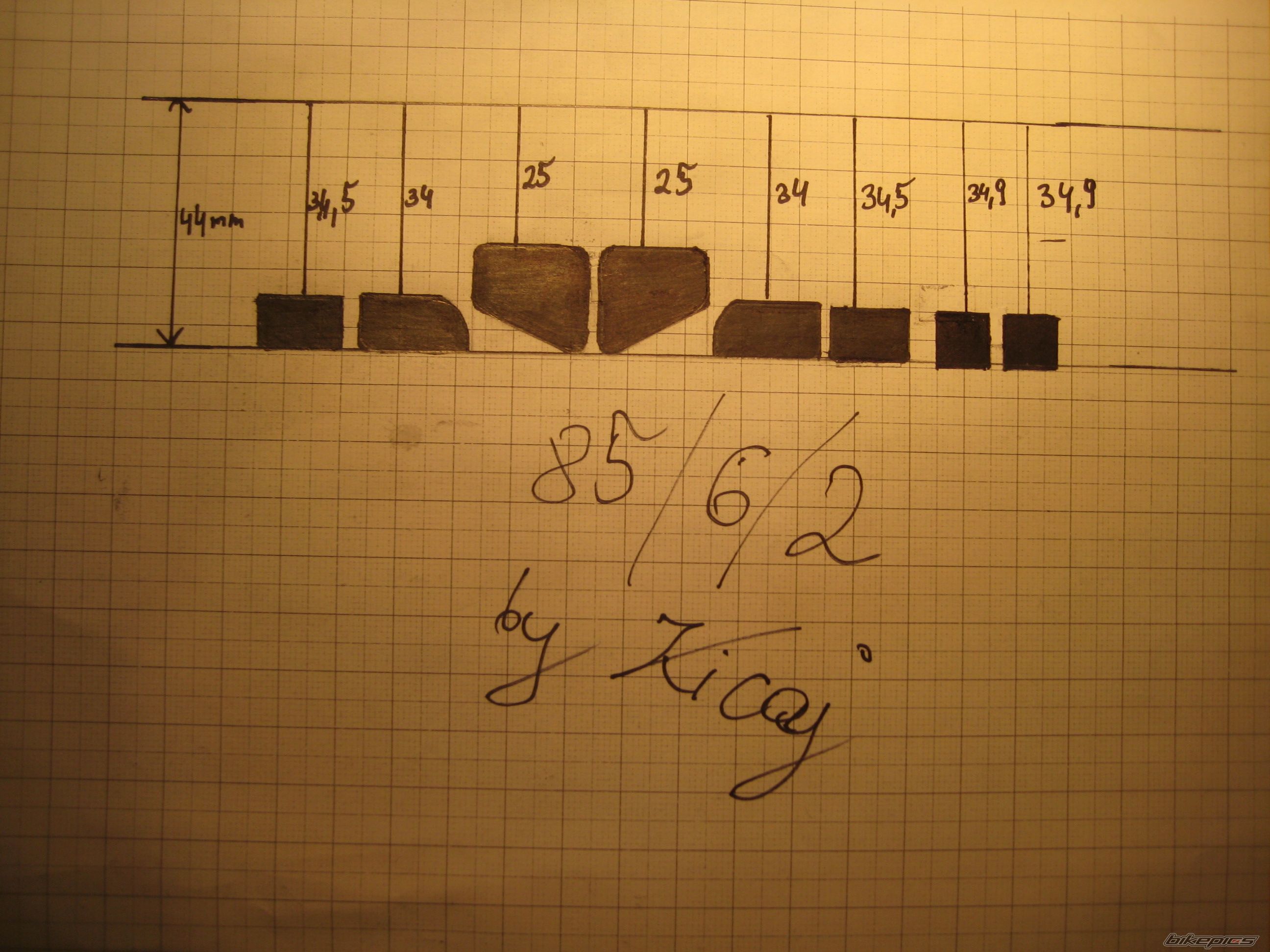 Photo 1573285
