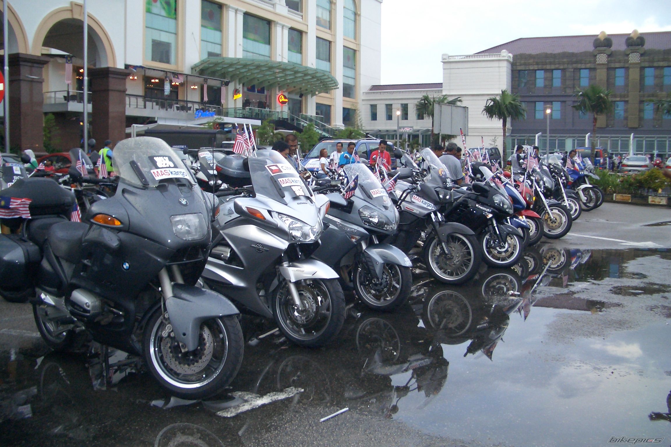 Bike Photo 1573345