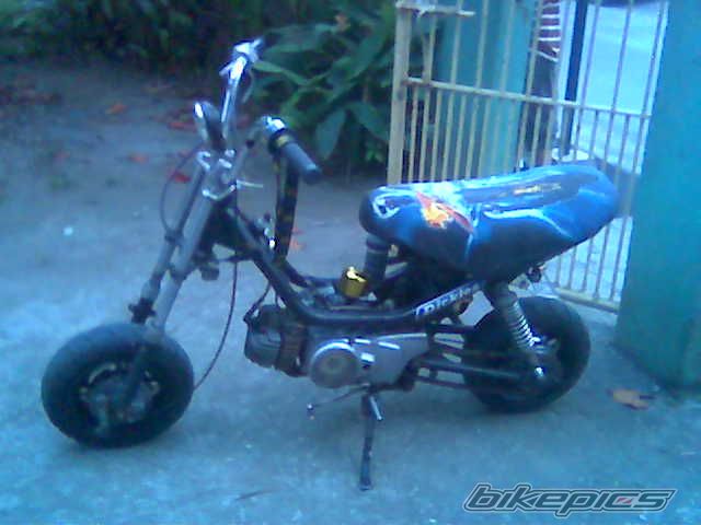Photo 1573440