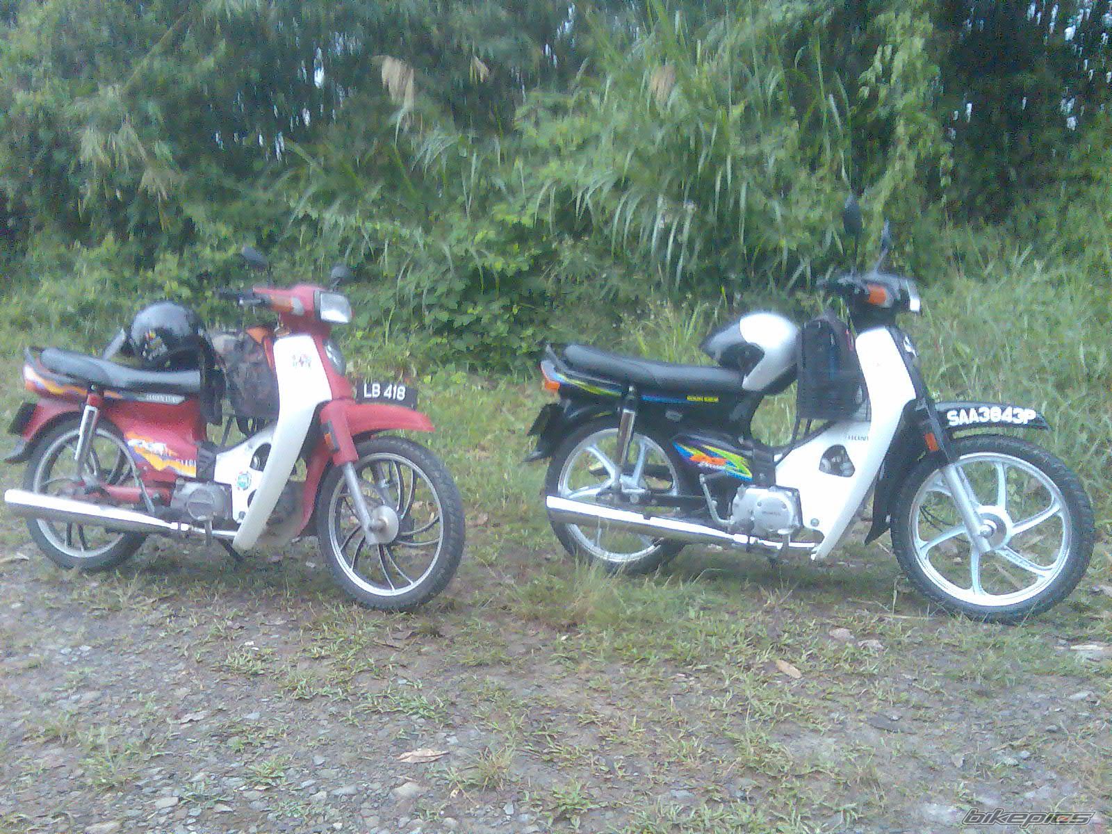 Photo 1573449