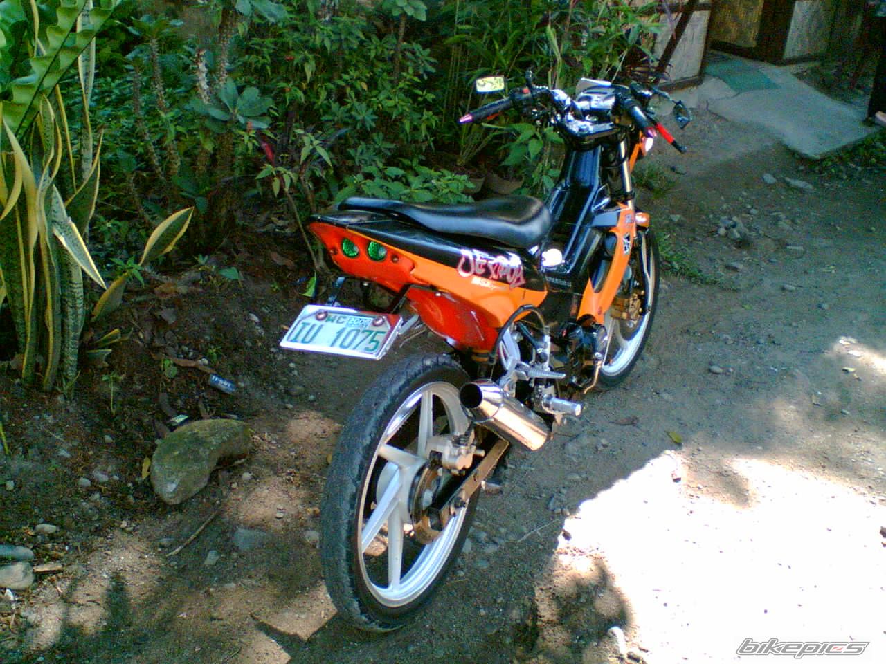 Photo 1573482