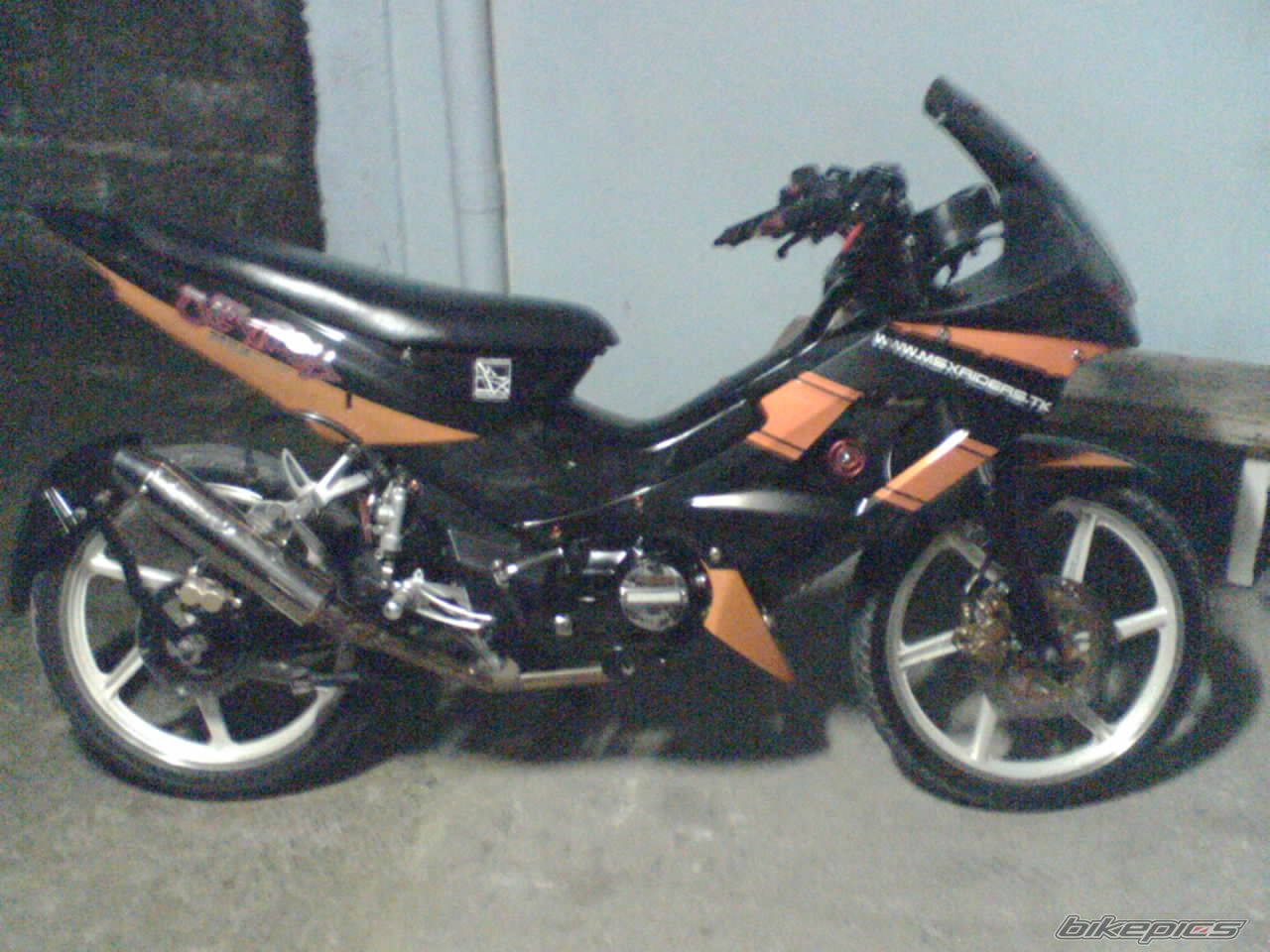 Photo 1573483