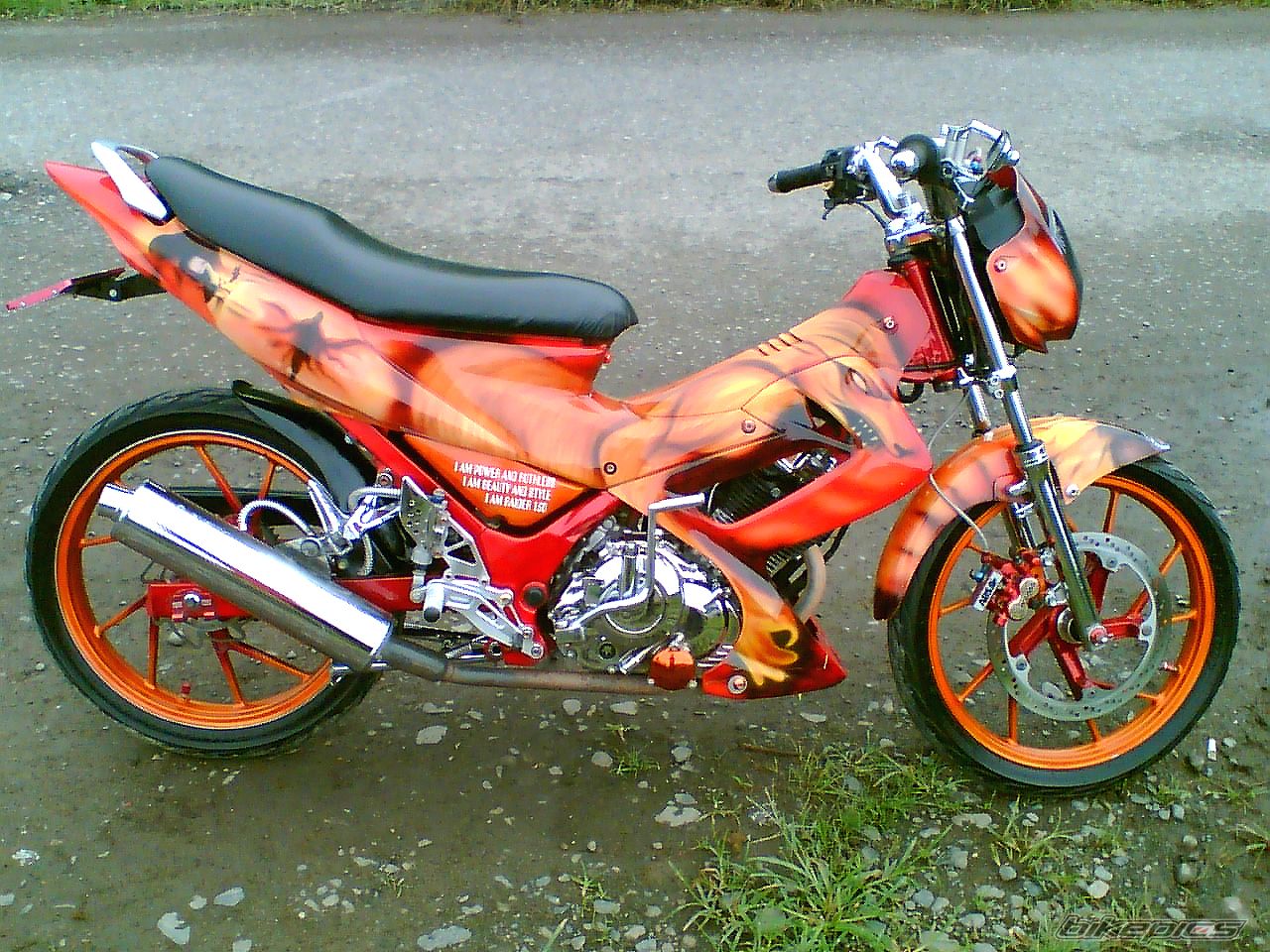 Photo 1573494