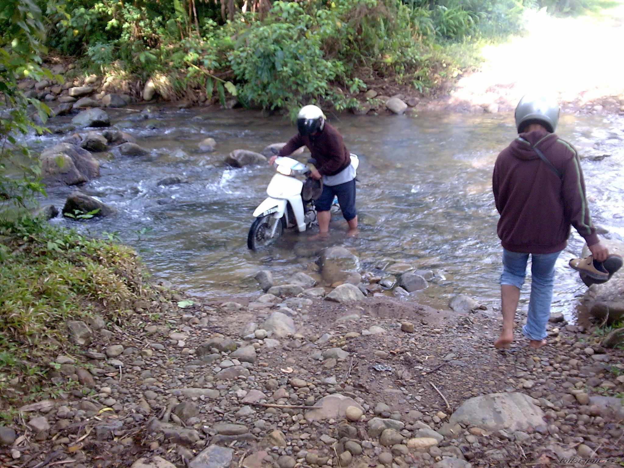 Photo 1573502