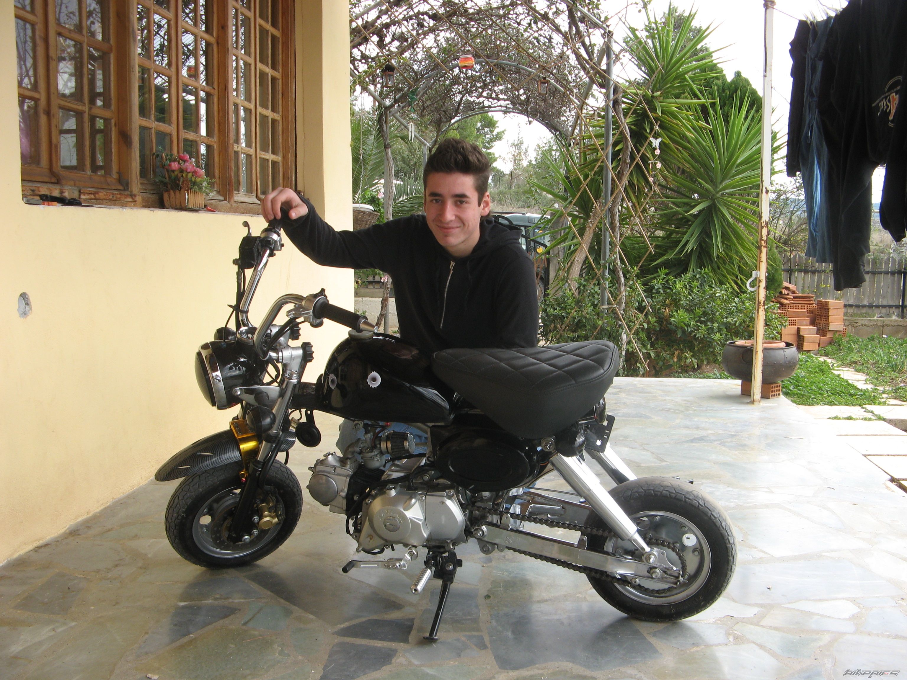 Bike Photo 1573641