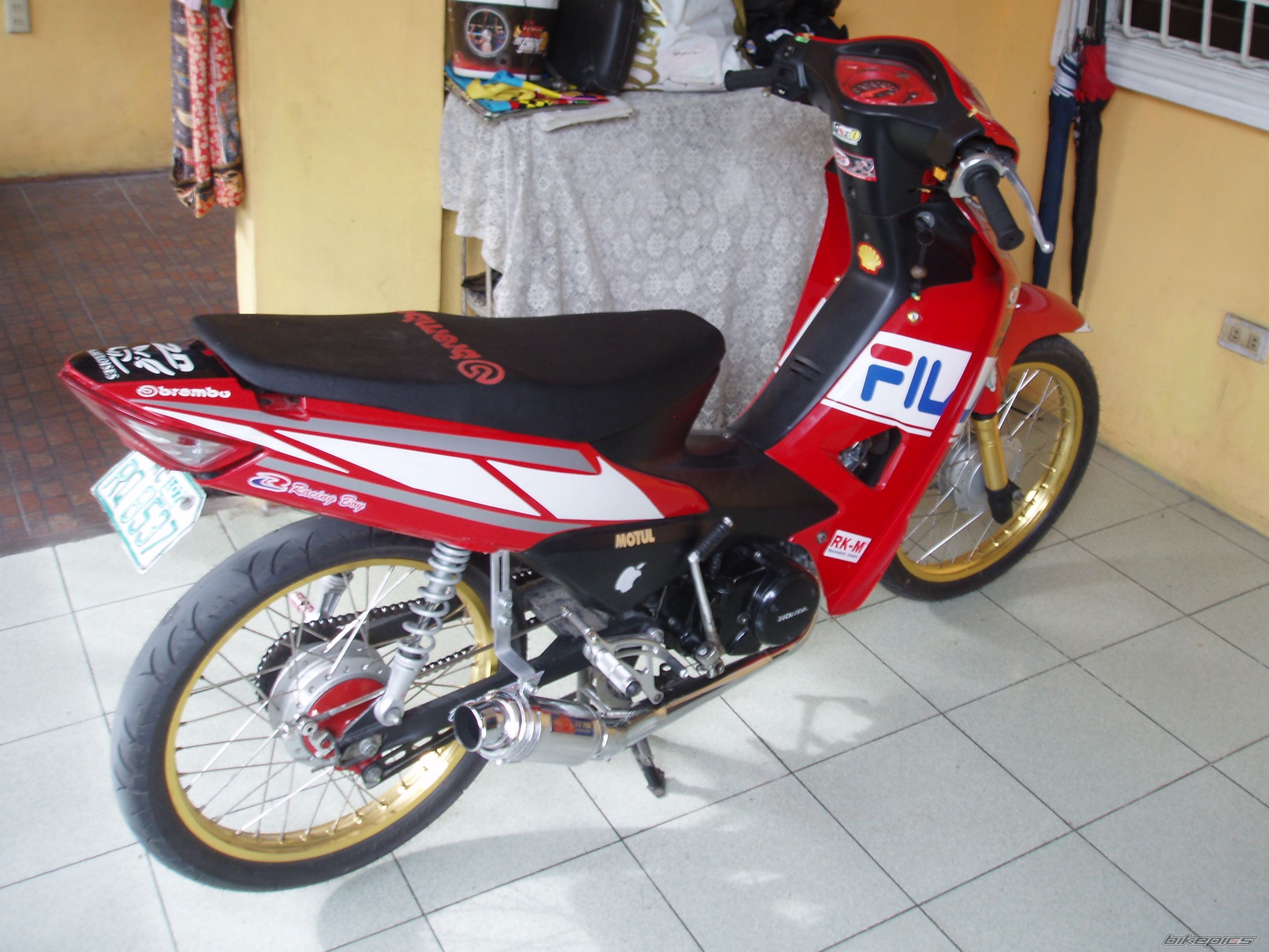 Photo 1573648
