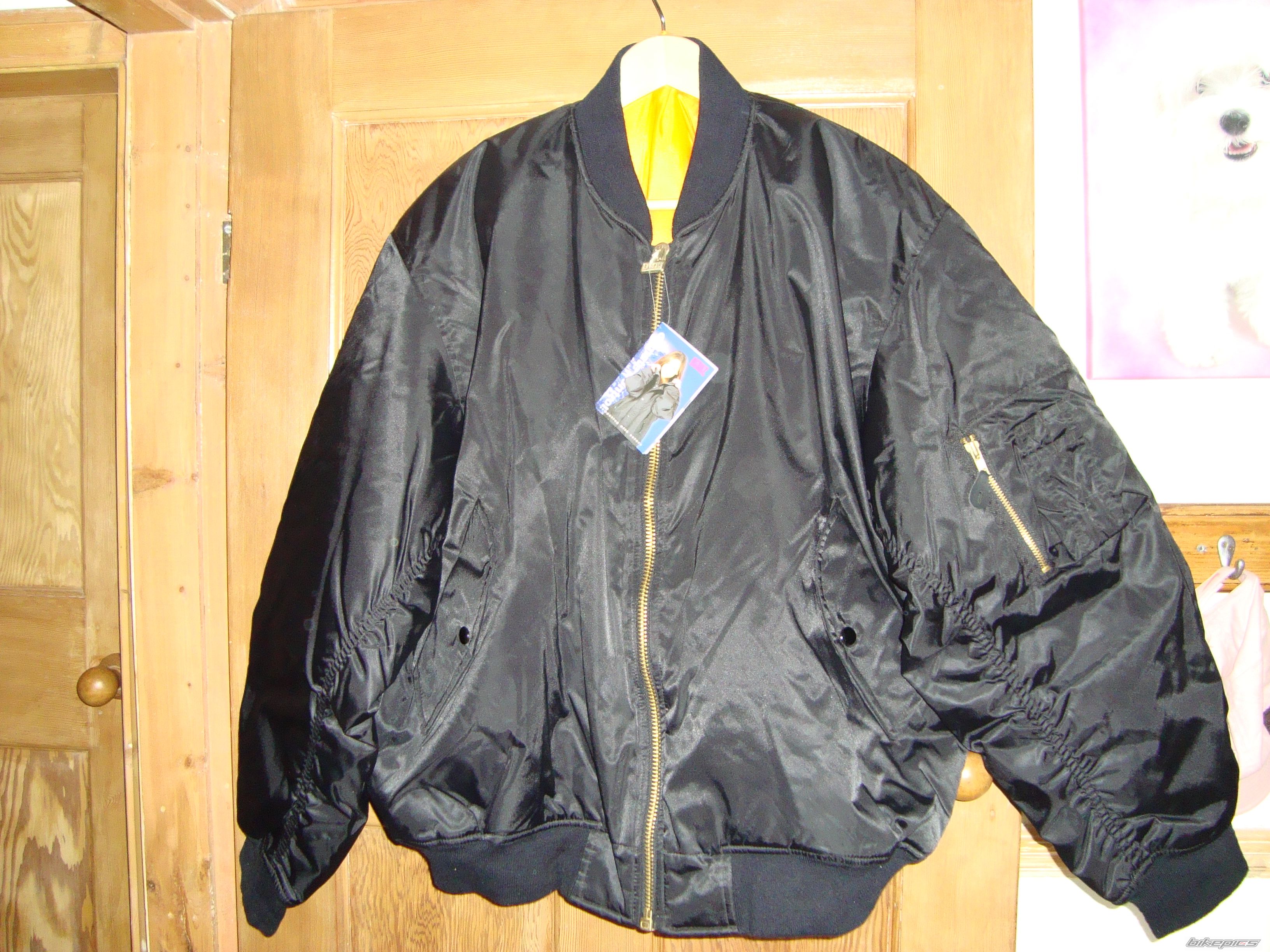 Photo 1573743