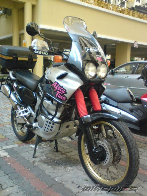 Photo 1573869