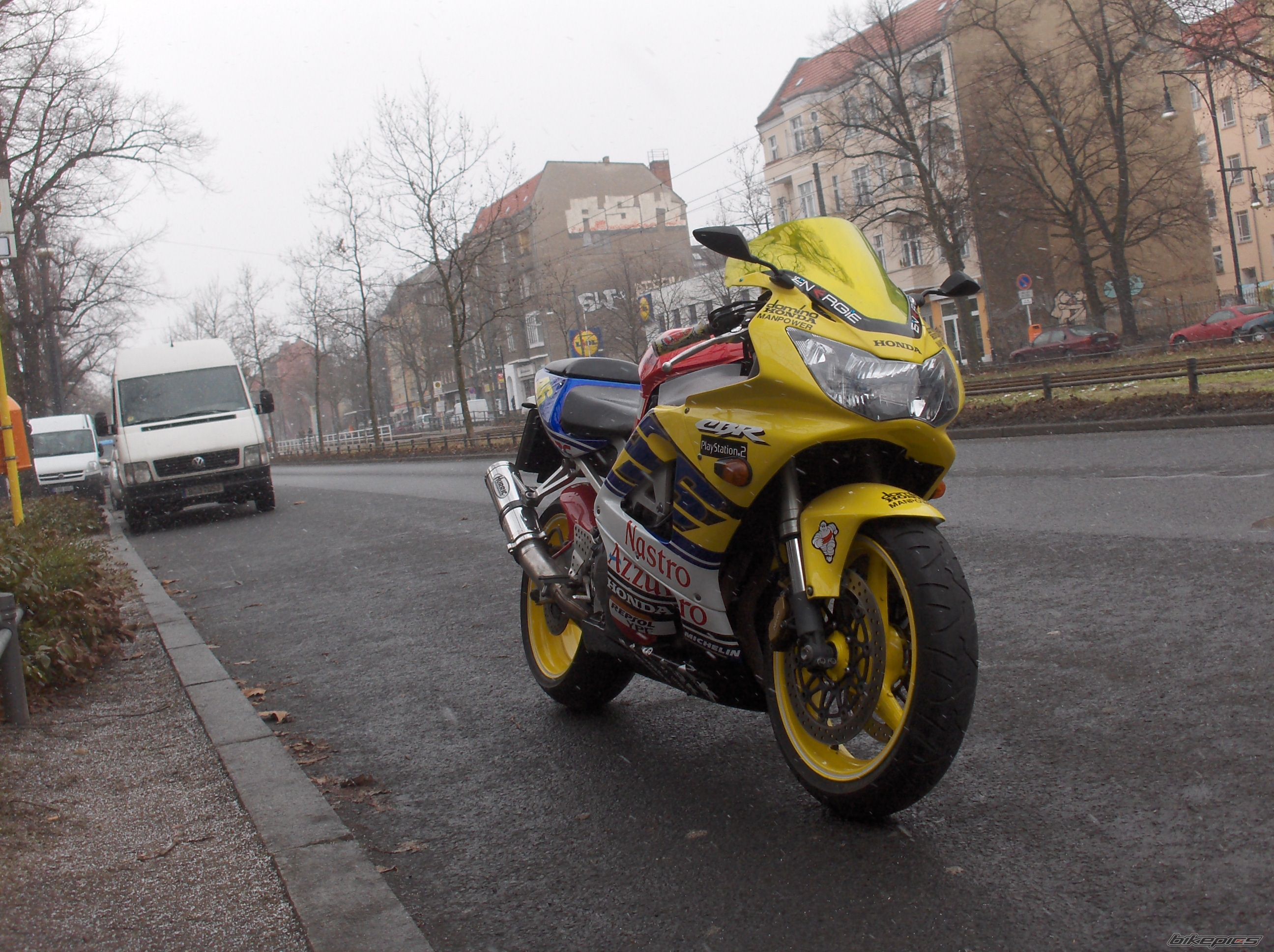 Photo 1574009