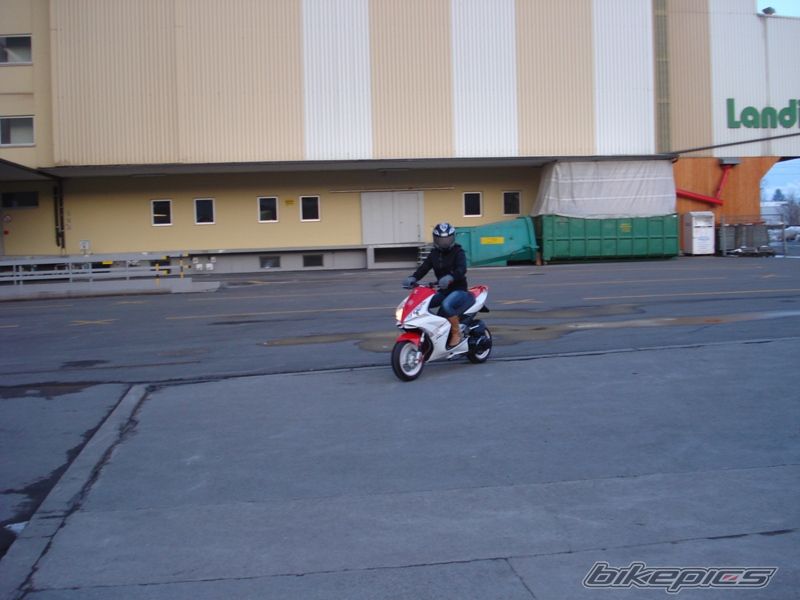 Photo 1574072