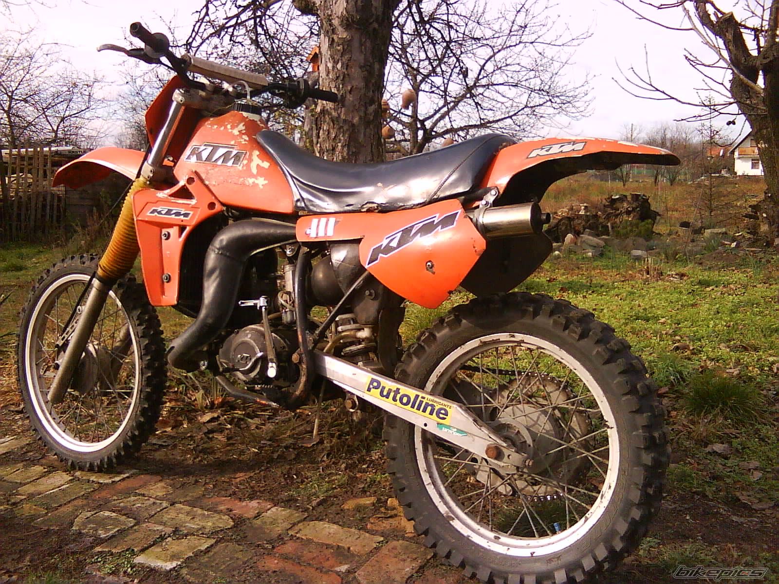 Photo 1574109