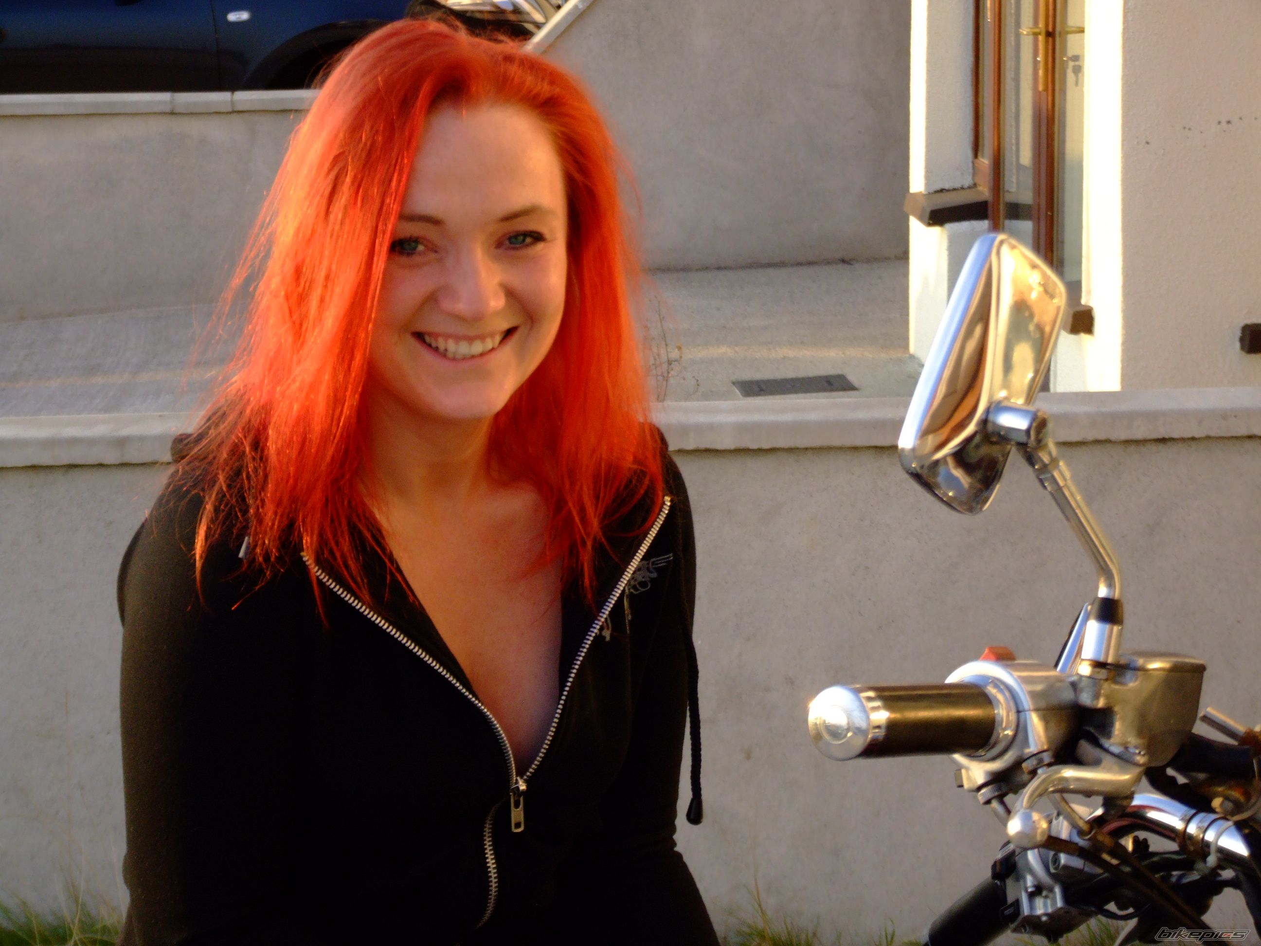 Photo 1574408