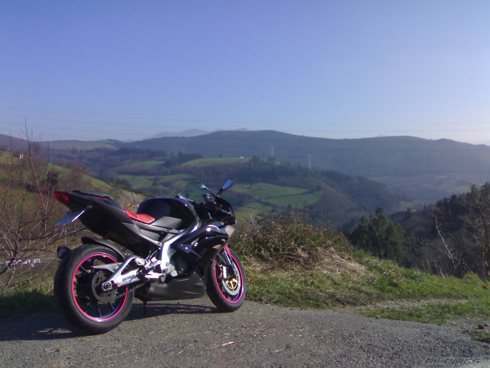 Photo 1574472