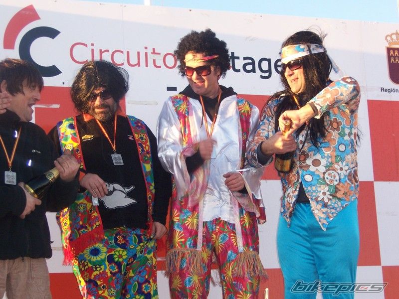 Photo 1574810