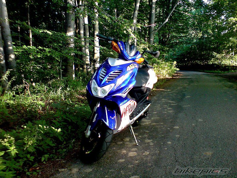 Photo 1575149
